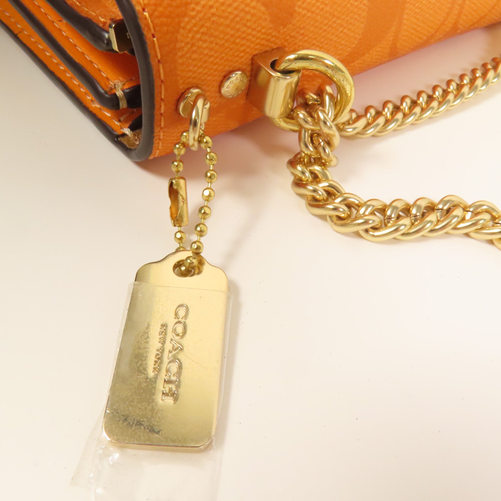 COACH 塗層帆布Mini Klare肩背袋
