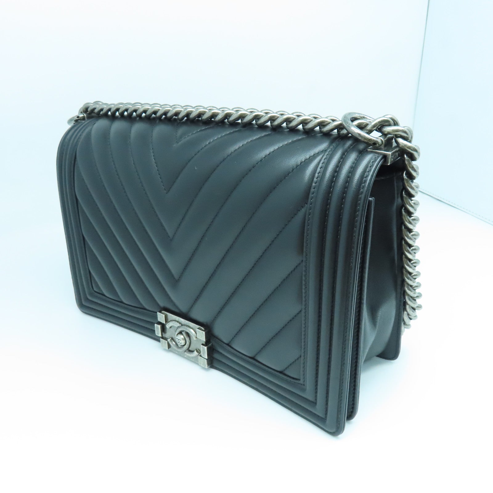 CHANEL twill cowhide leather Boy silver buckle shoulder bag black