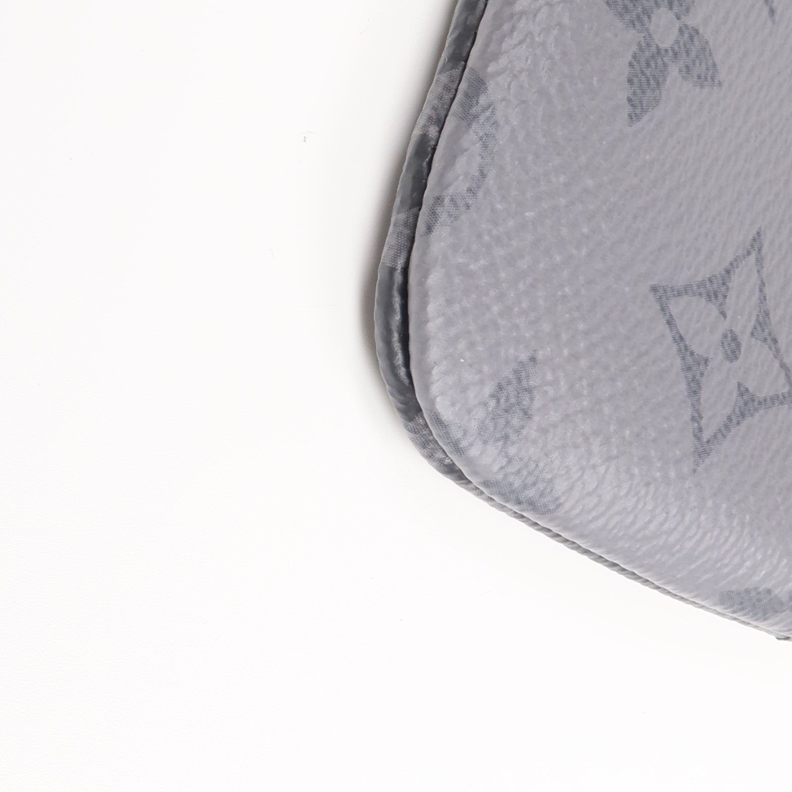 LOUIS VUITTON Monogram Eclipse Reverse Key Pouch銀扣零錢包