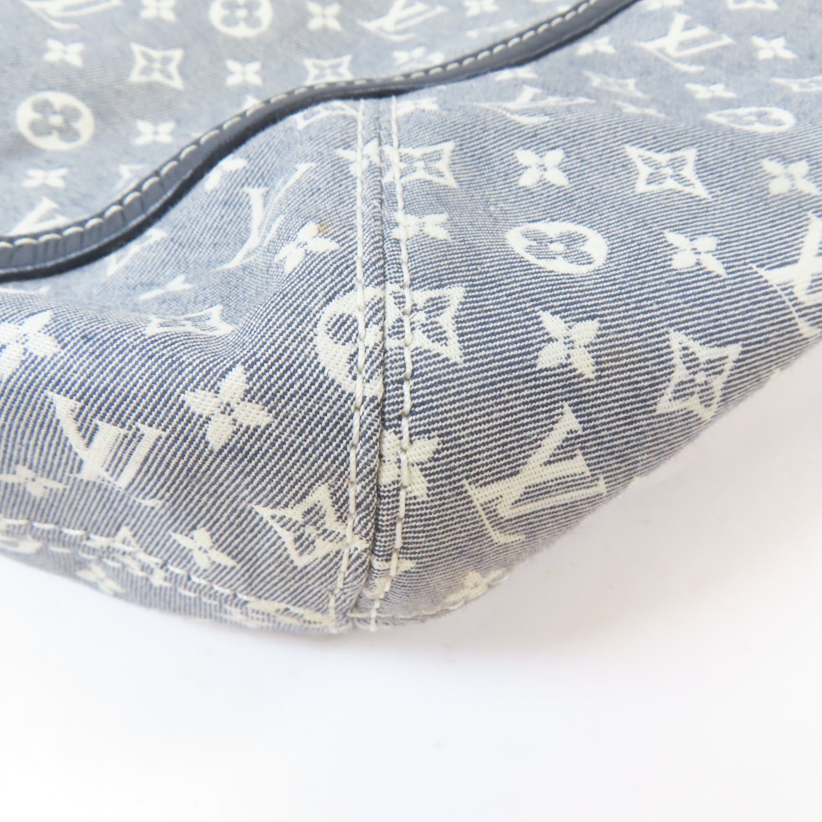 LOUIS VUITTON Monogram Idylle Mini Romance金扣肩背袋灰色