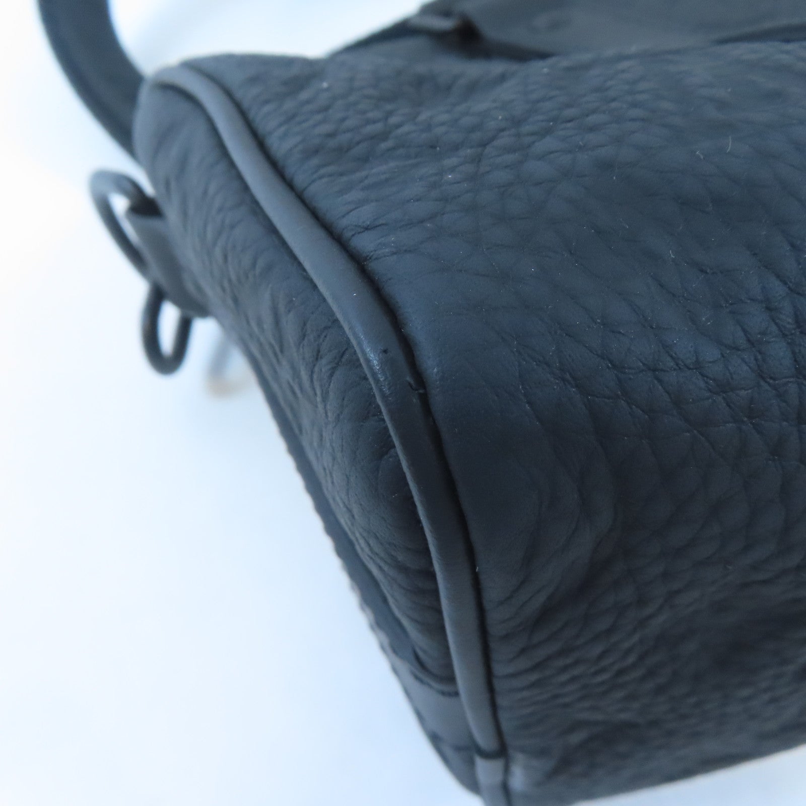 LOUIS VUITTON Monogram Taurillon Keepall Bandoliere 25手挽肩背兩用袋黑色