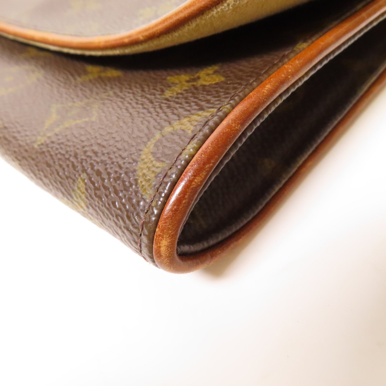 LOUIS VUITTON Monogram Pochette Twin GM金扣肩背袋啡色