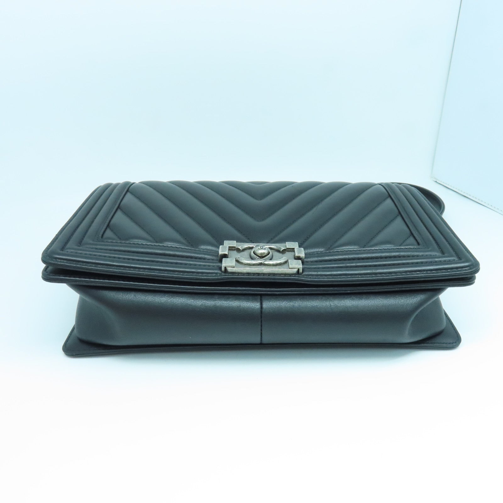 CHANEL twill cowhide leather Boy silver buckle shoulder bag black