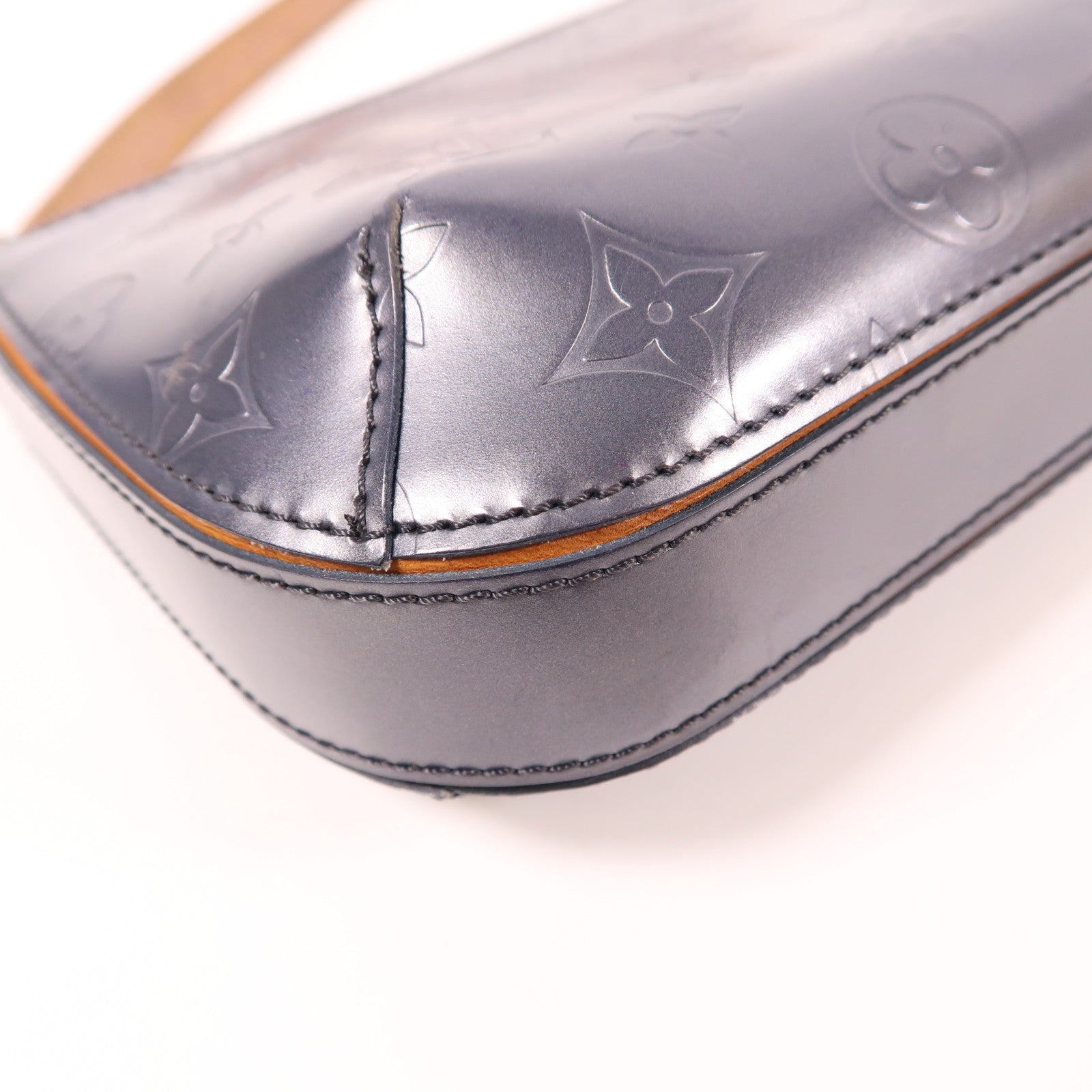 LOUIS VUITTON Monogram Mat Fowler銀扣肩背袋