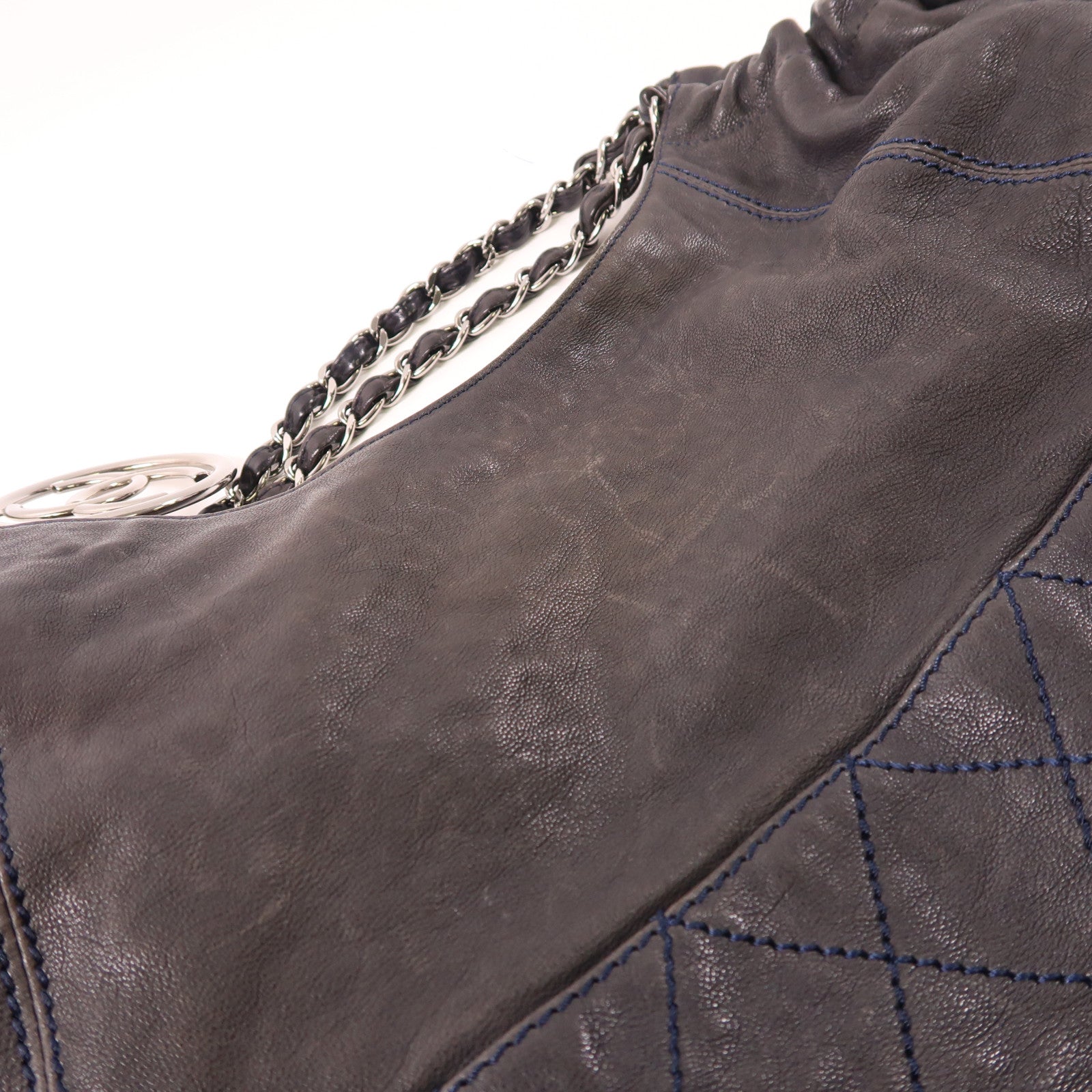 CHANEL 牛皮皮革Shoulder Bag銀扣肩背袋