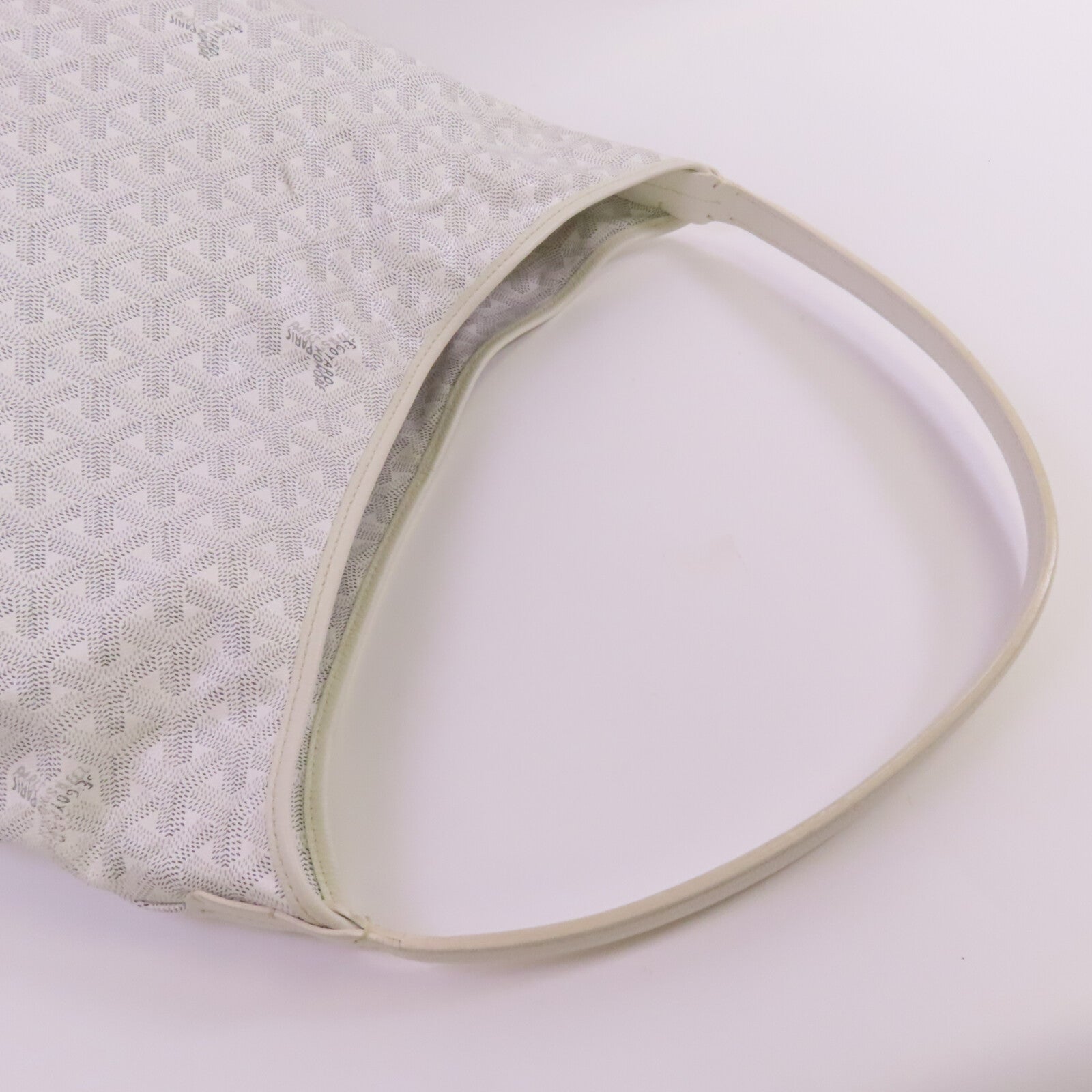 GOYARD 塗層帆布Boheme Hobo銀扣肩背袋