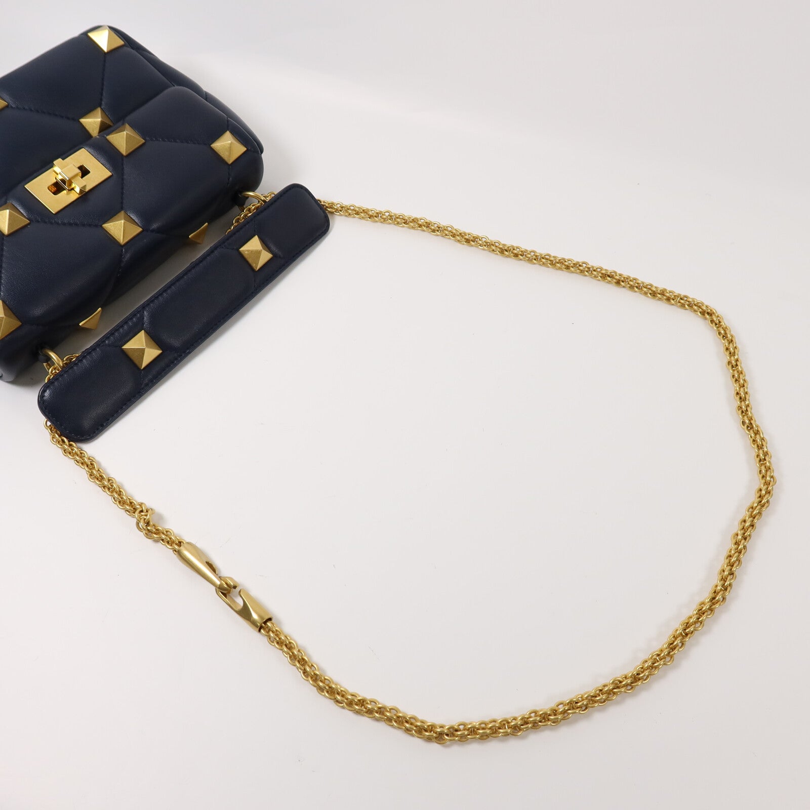 Valentino 牛皮皮革Syud Flap金扣鏈帶手挽肩背兩用袋
