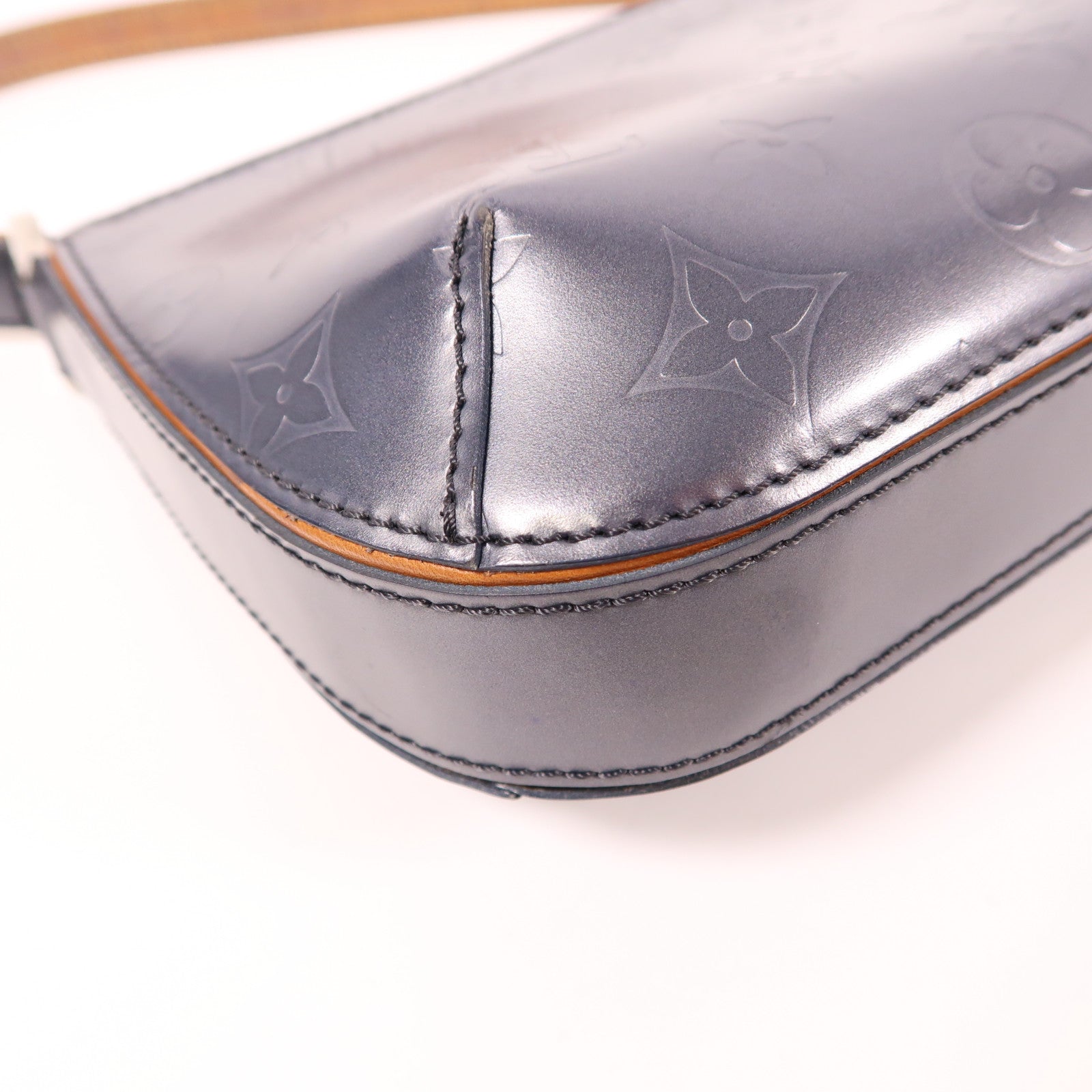 LOUIS VUITTON Monogram Mat Fowler銀扣肩背袋