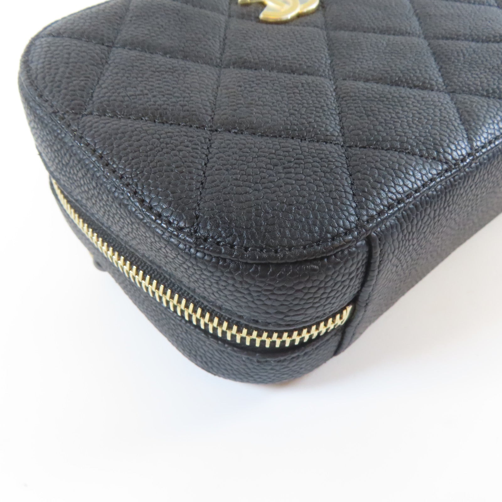 CHANEL 菱格Caviar皮革Waist Bag金扣腰包黑色