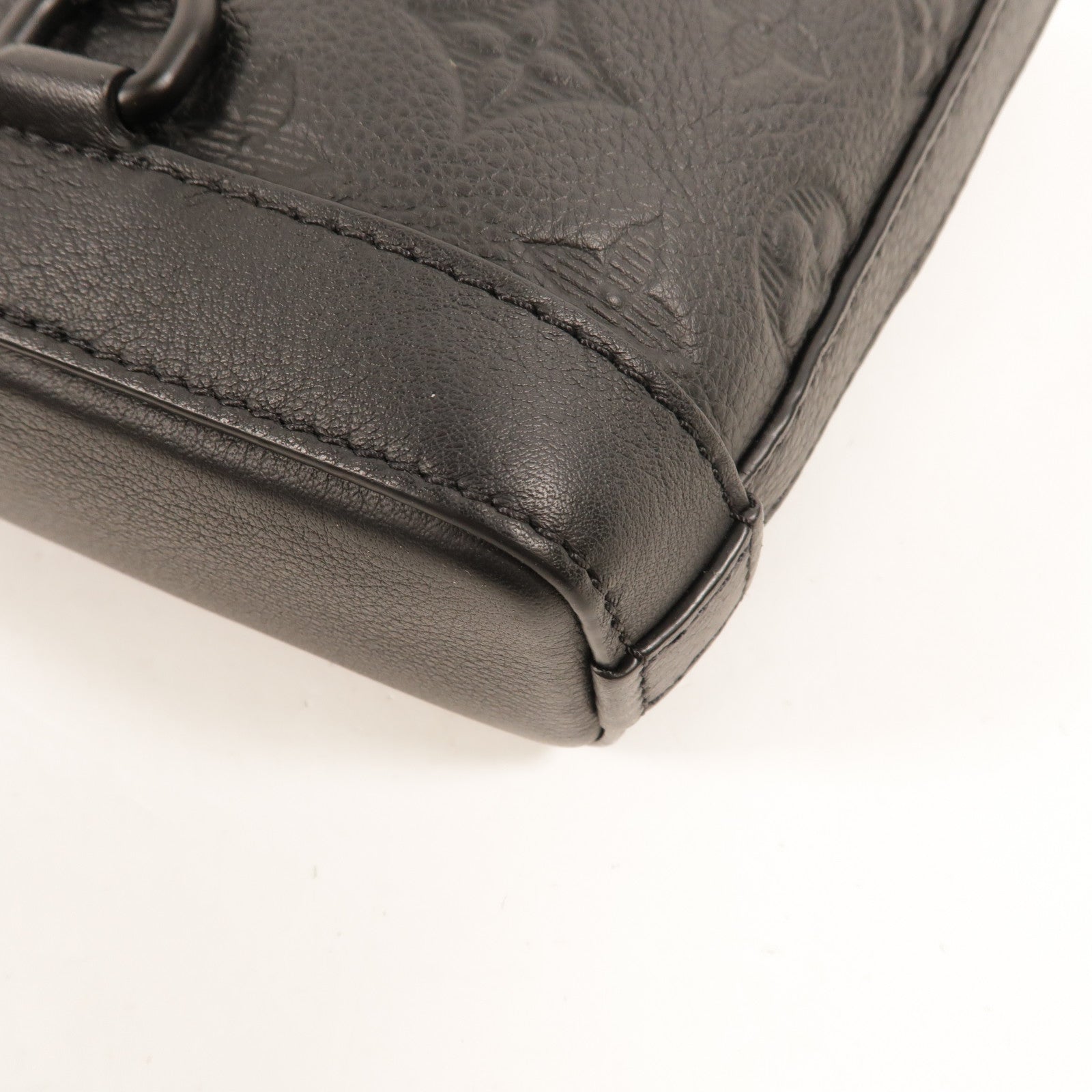 LOUIS VUITTON Monogram Shadow Noe Sling肩背袋