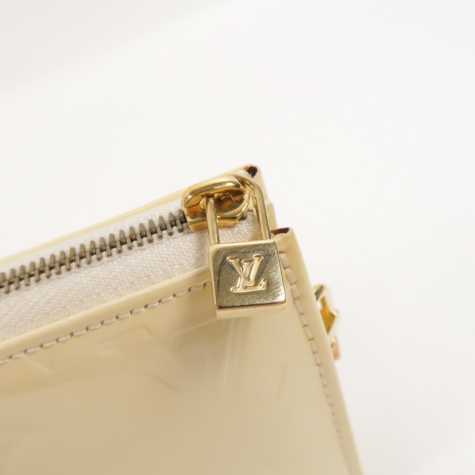 LOUIS VUITTON Monogram Vernis Pochette Accessoires手挽袋
