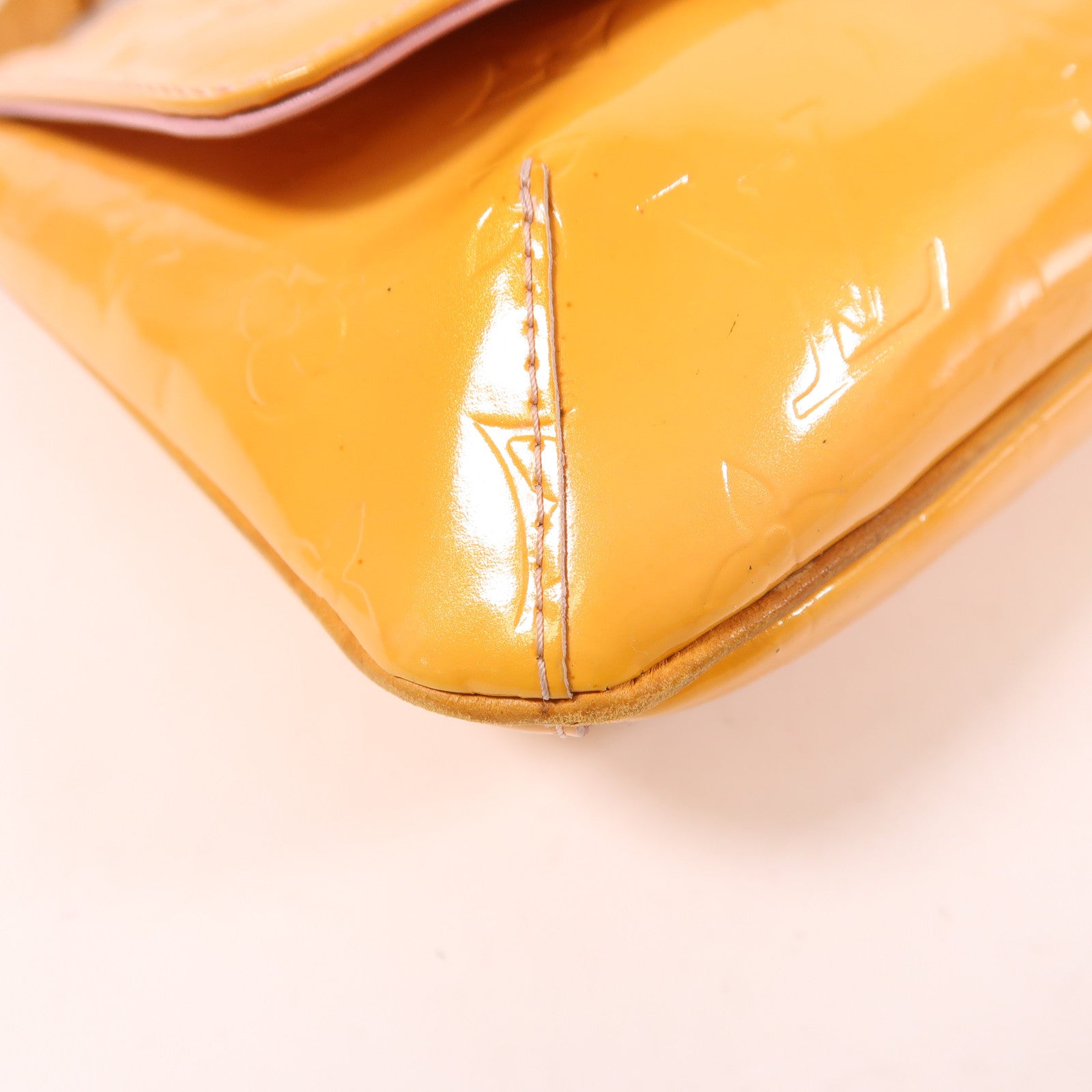 LOUIS VUITTON LV GHW Thompson Street Shoulder Bag M91124 Monogram Vernis Yellow