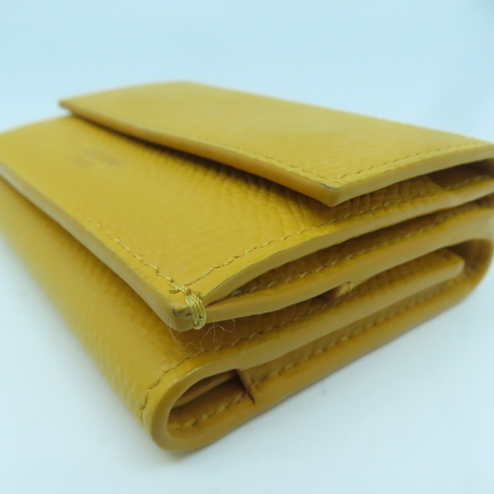 CELINE 【激減優惠】牛皮皮革Small Fold Wallet金扣錢包黃色