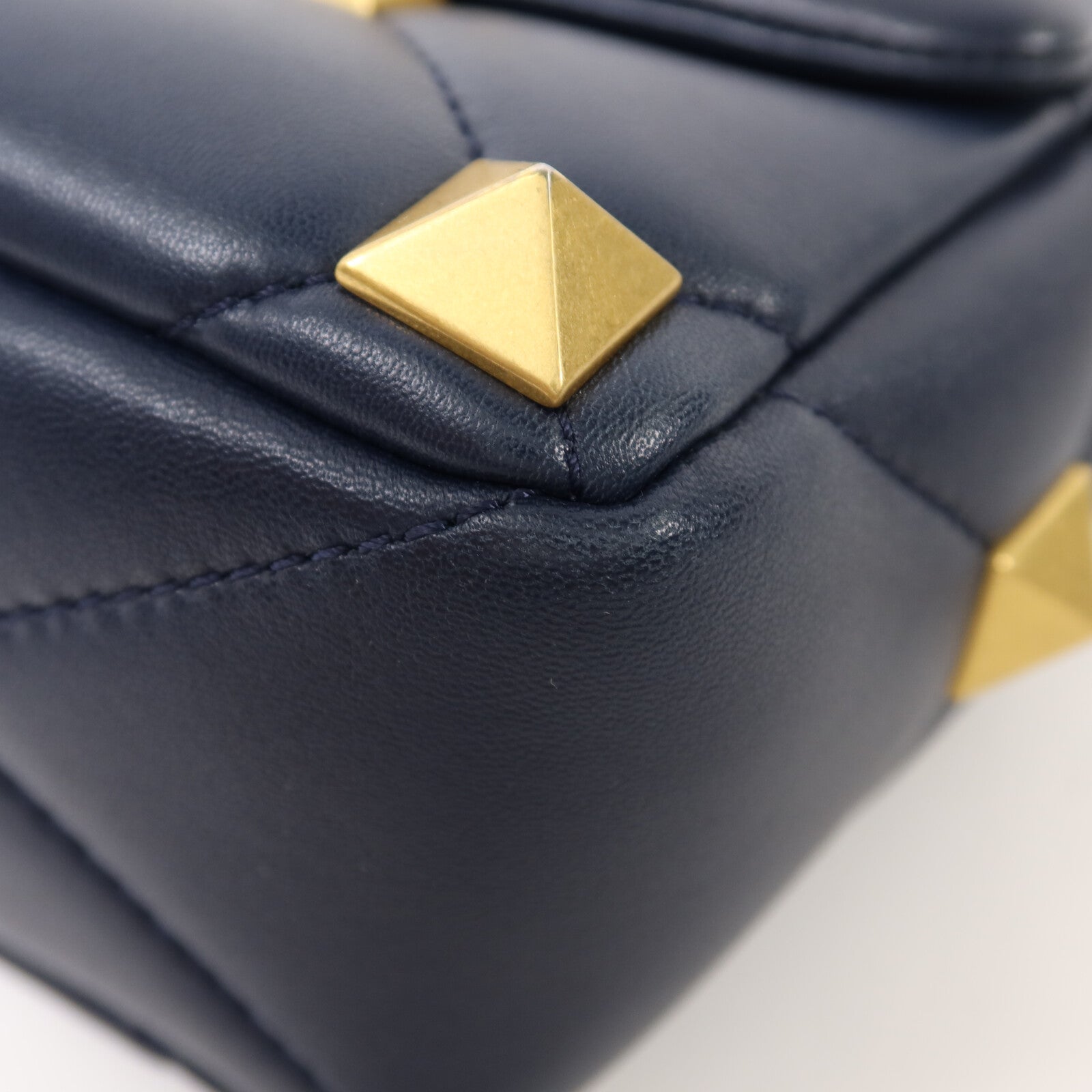 Valentino 牛皮皮革Syud Flap金扣鏈帶手挽肩背兩用袋