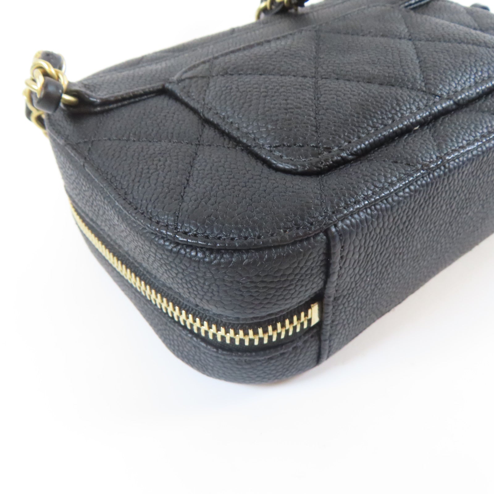 CHANEL 菱格Caviar皮革Waist Bag金扣腰包黑色