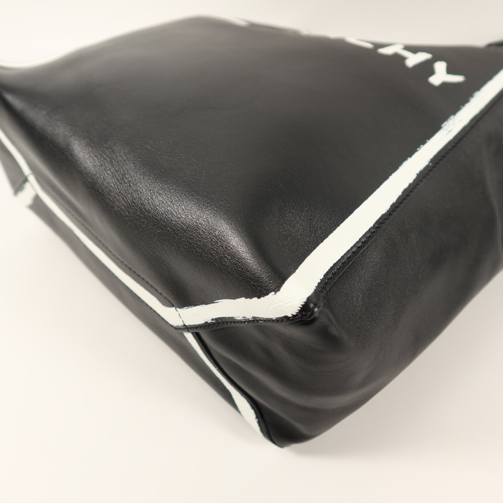 GIVENCHY 牛皮皮革Tote Bag手挽袋