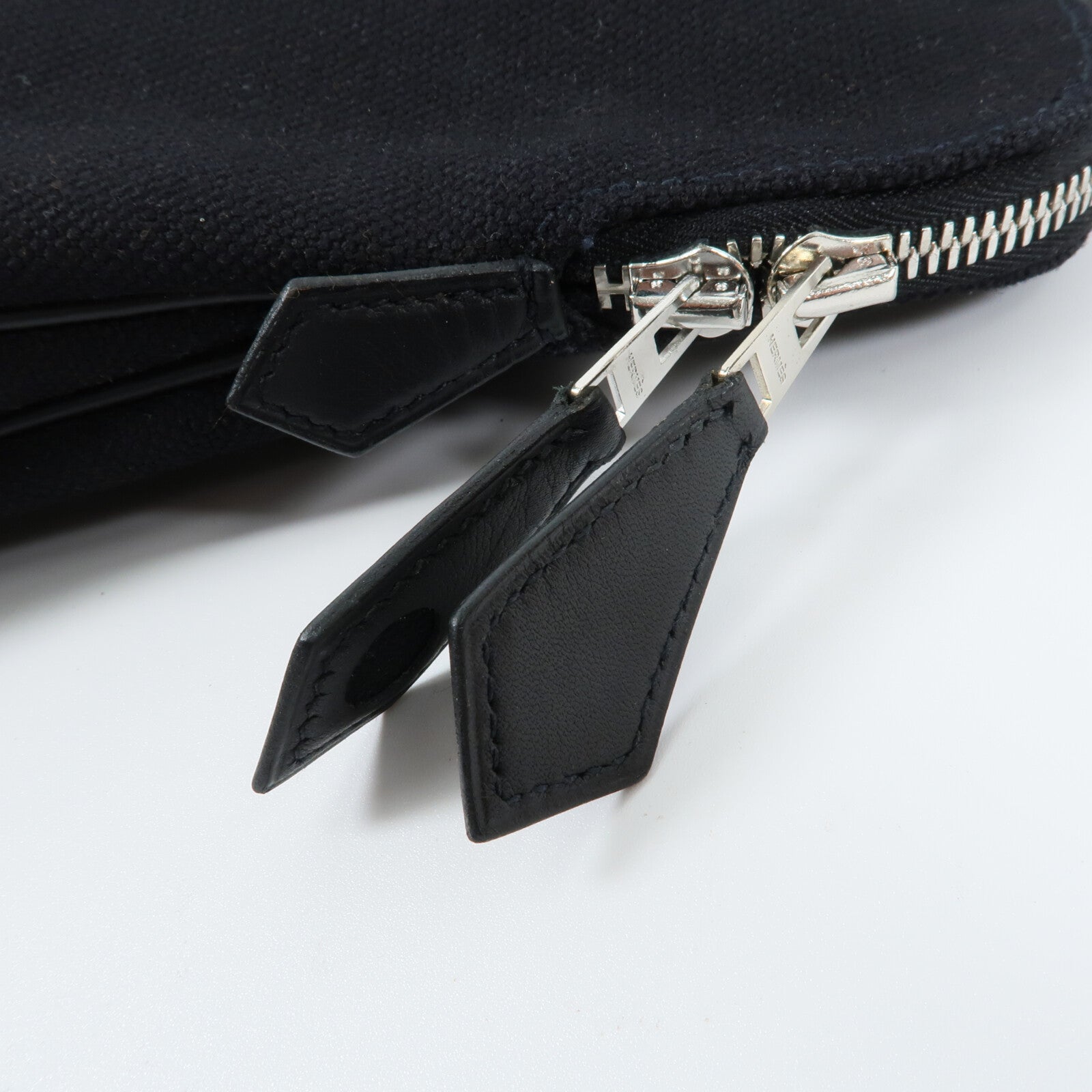 HERMES 帆布Sac Ybou PM手挽袋Noir