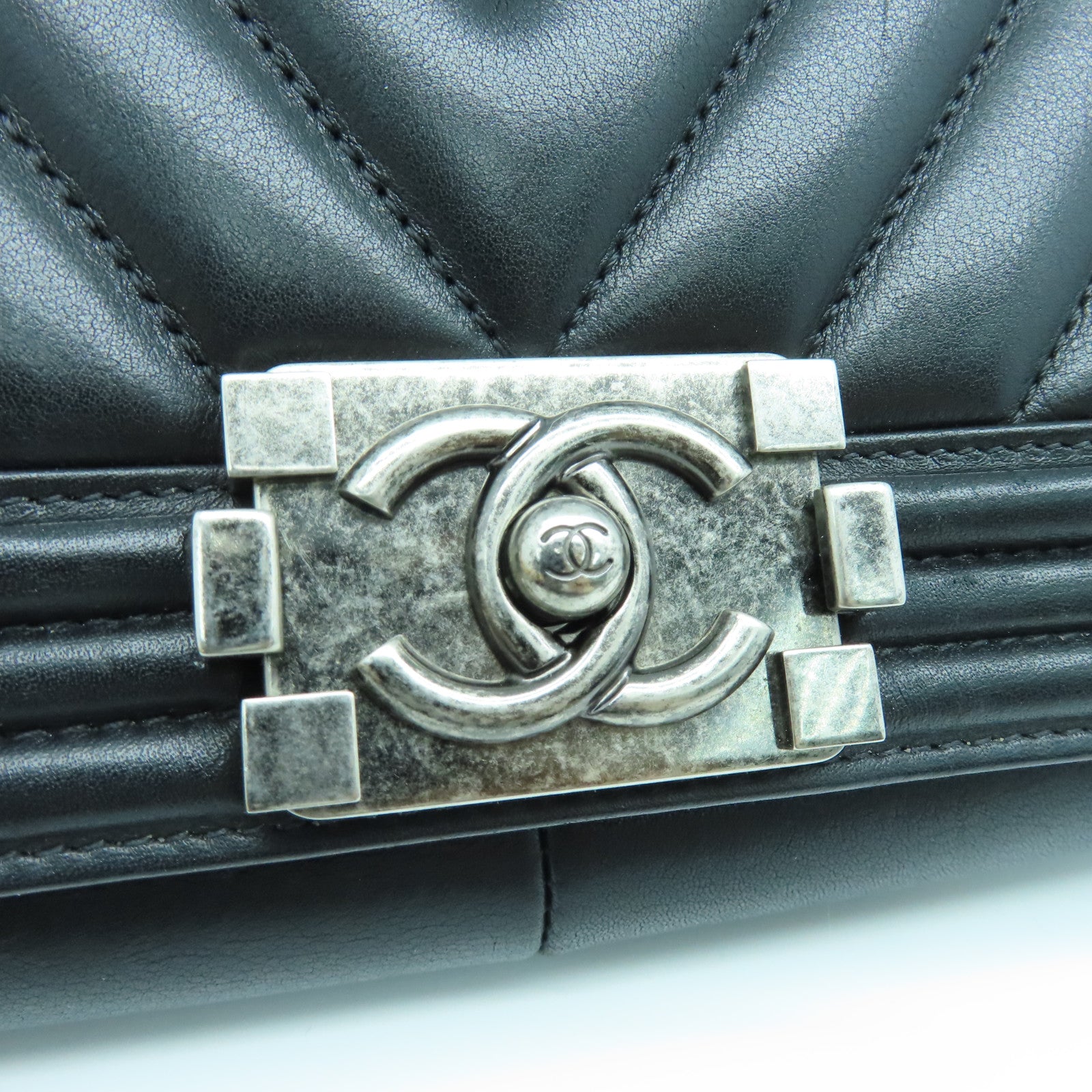 CHANEL twill cowhide leather Boy silver buckle shoulder bag black