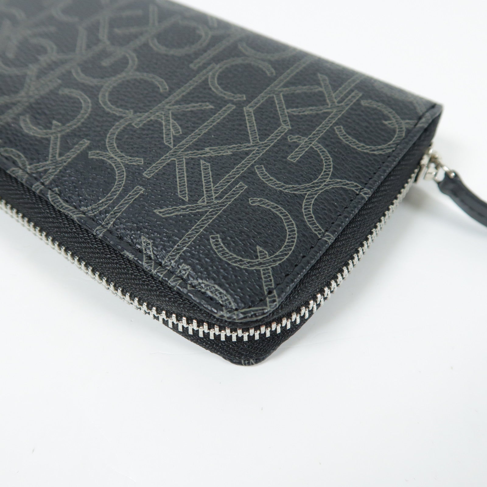 Calvin Klein 塗層帆布Long Wallet銀扣長錢包
