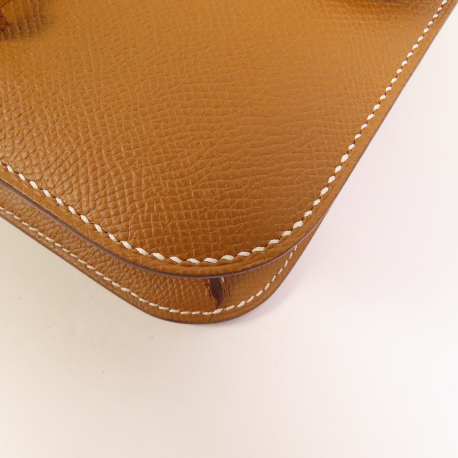 HERMES Epsom皮革Constance 24金扣肩背袋Gold