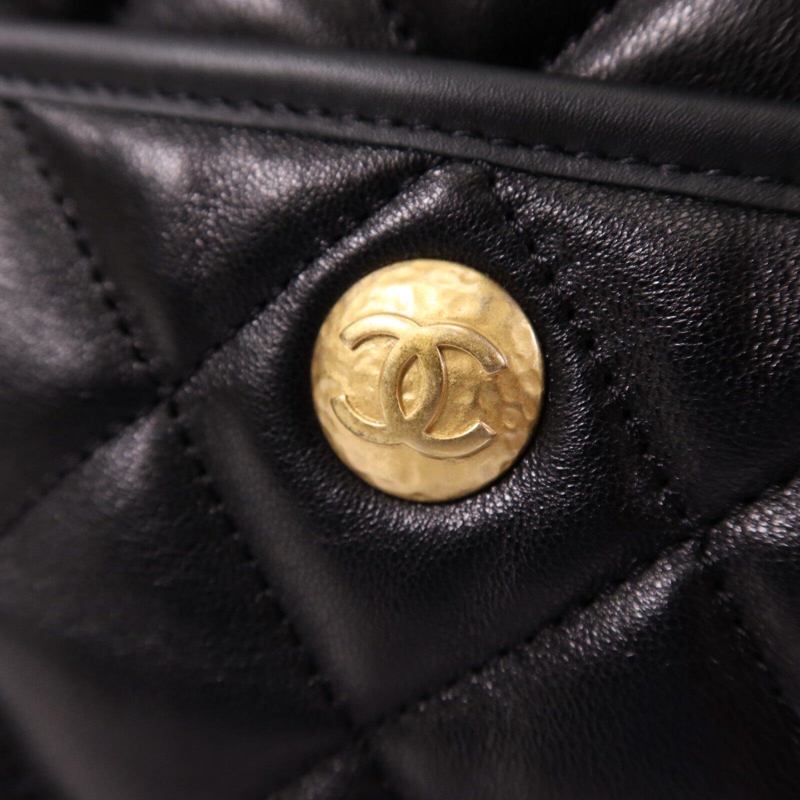 CHANEL 羊皮皮革Tote Bag金扣手挽袋