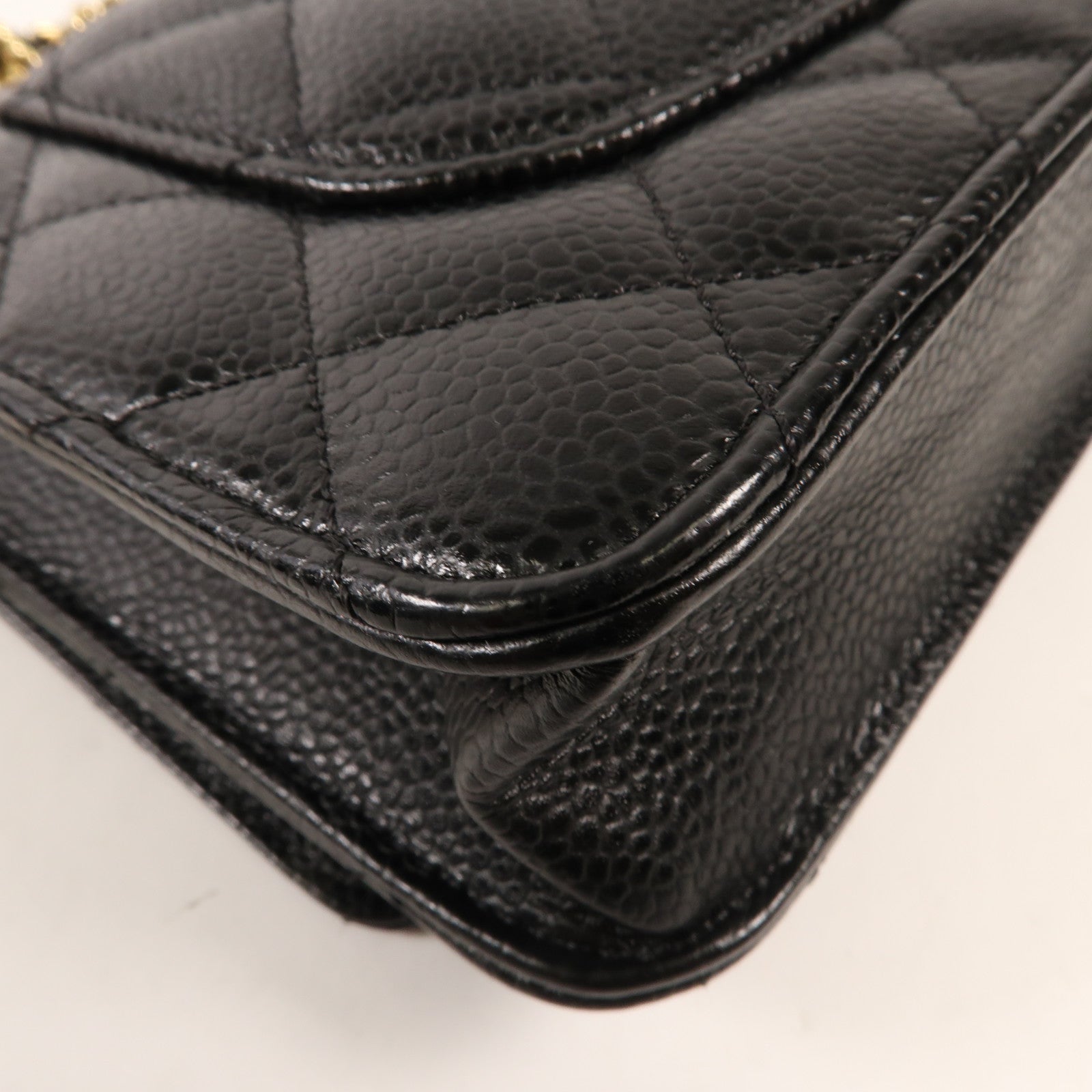 CHANEL 牛皮皮革WOC Wallet On Chain金扣鏈帶肩背袋