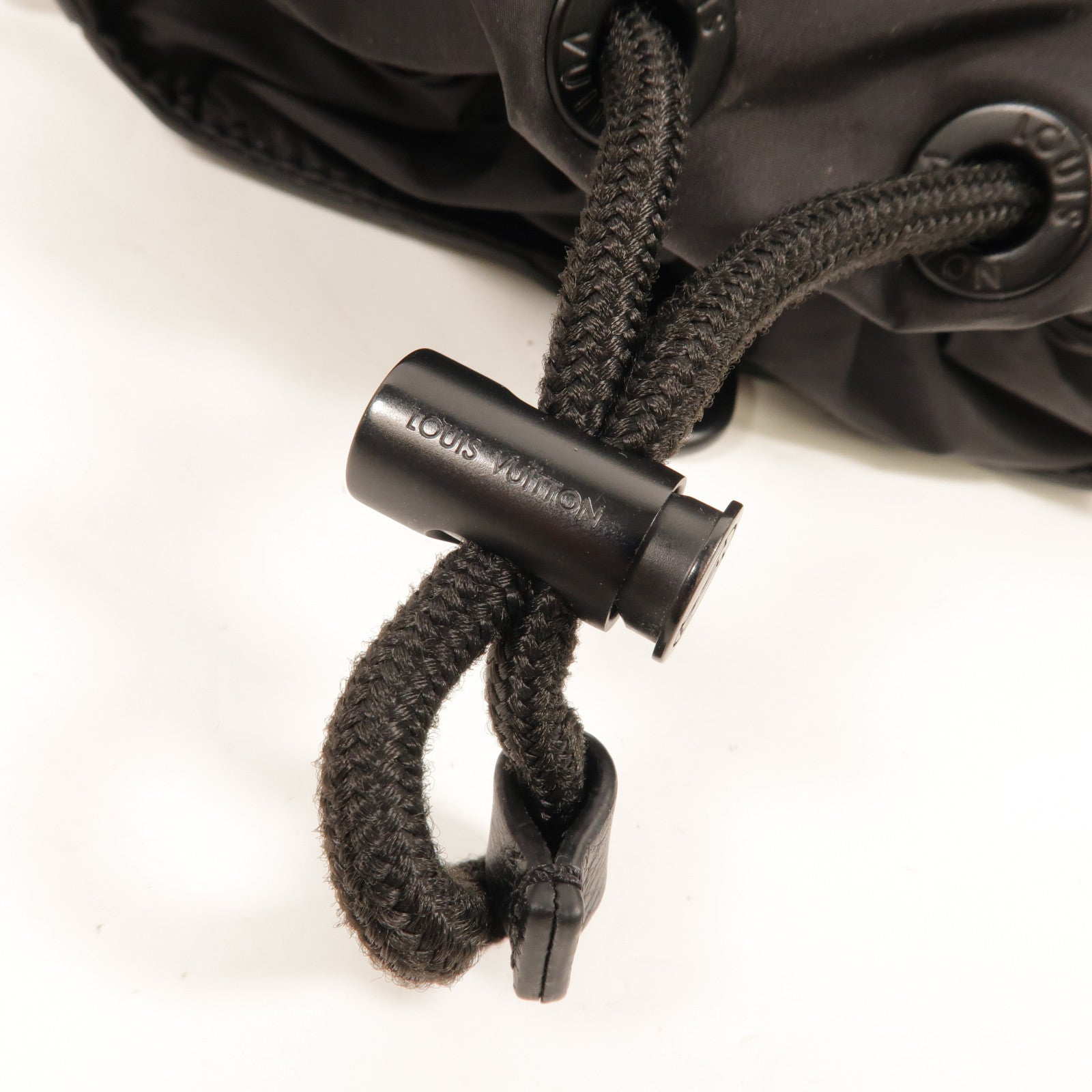 LOUIS VUITTON Monogram Shadow Noe Sling肩背袋