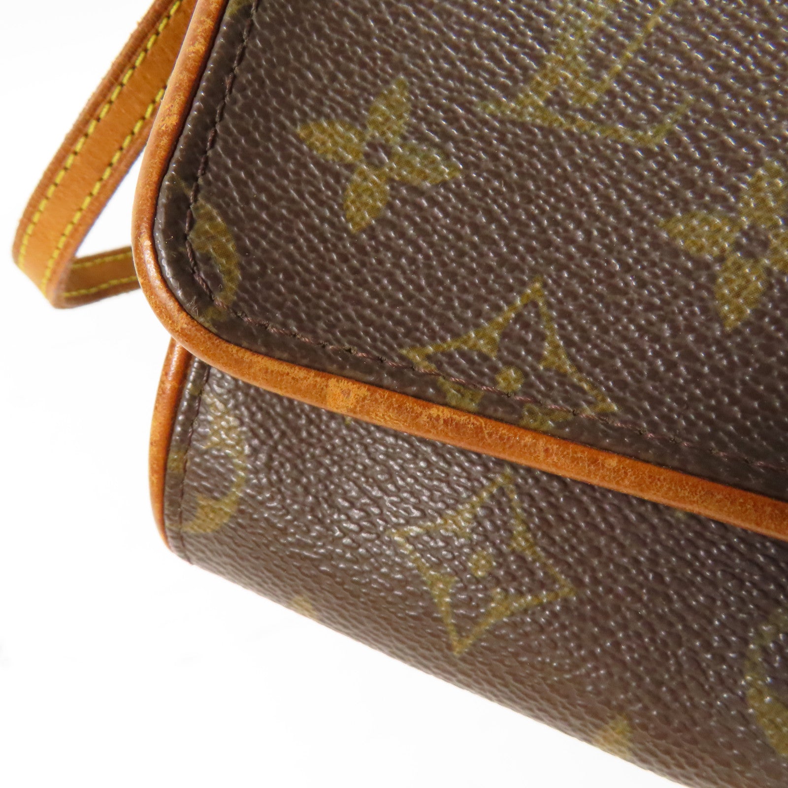 LOUIS VUITTON Monogram Pochette Twin GM金扣肩背袋啡色