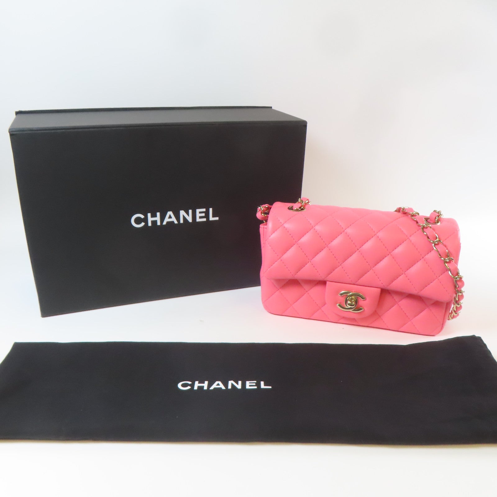 CHANEL 菱格牛皮皮革Chain Shoulder金扣鏈帶肩背袋粉紅色