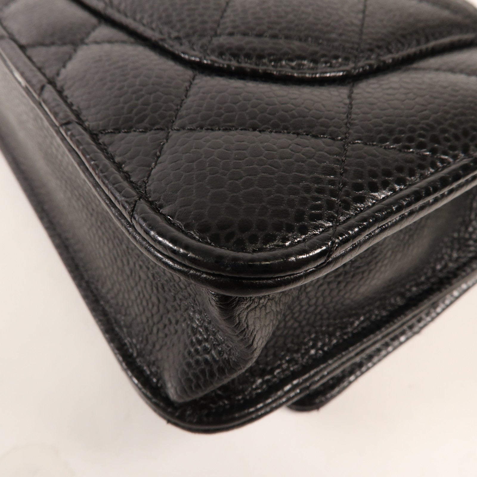 CHANEL 牛皮皮革WOC Wallet On Chain金扣鏈帶肩背袋