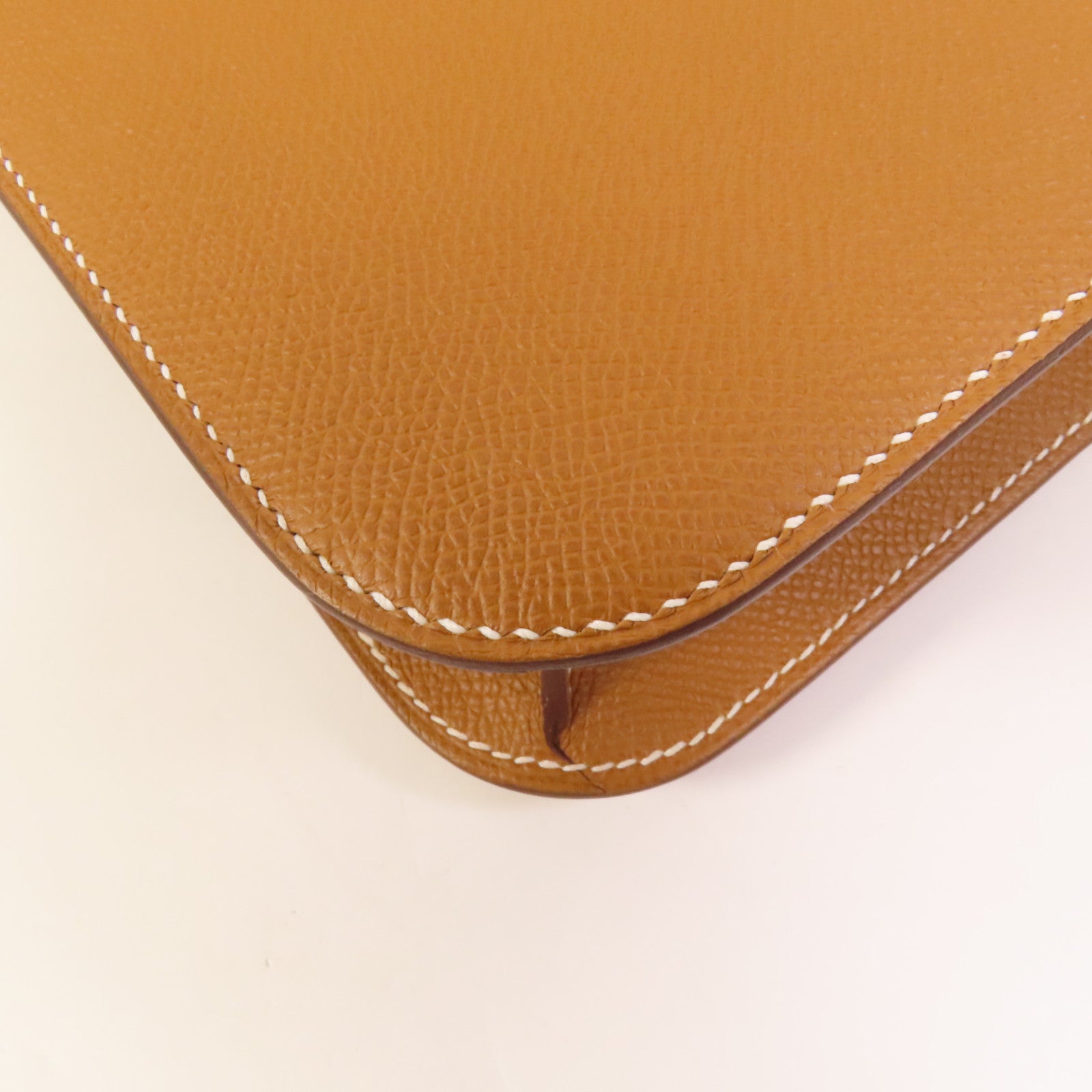 HERMES Epsom皮革Constance 24金扣肩背袋Gold