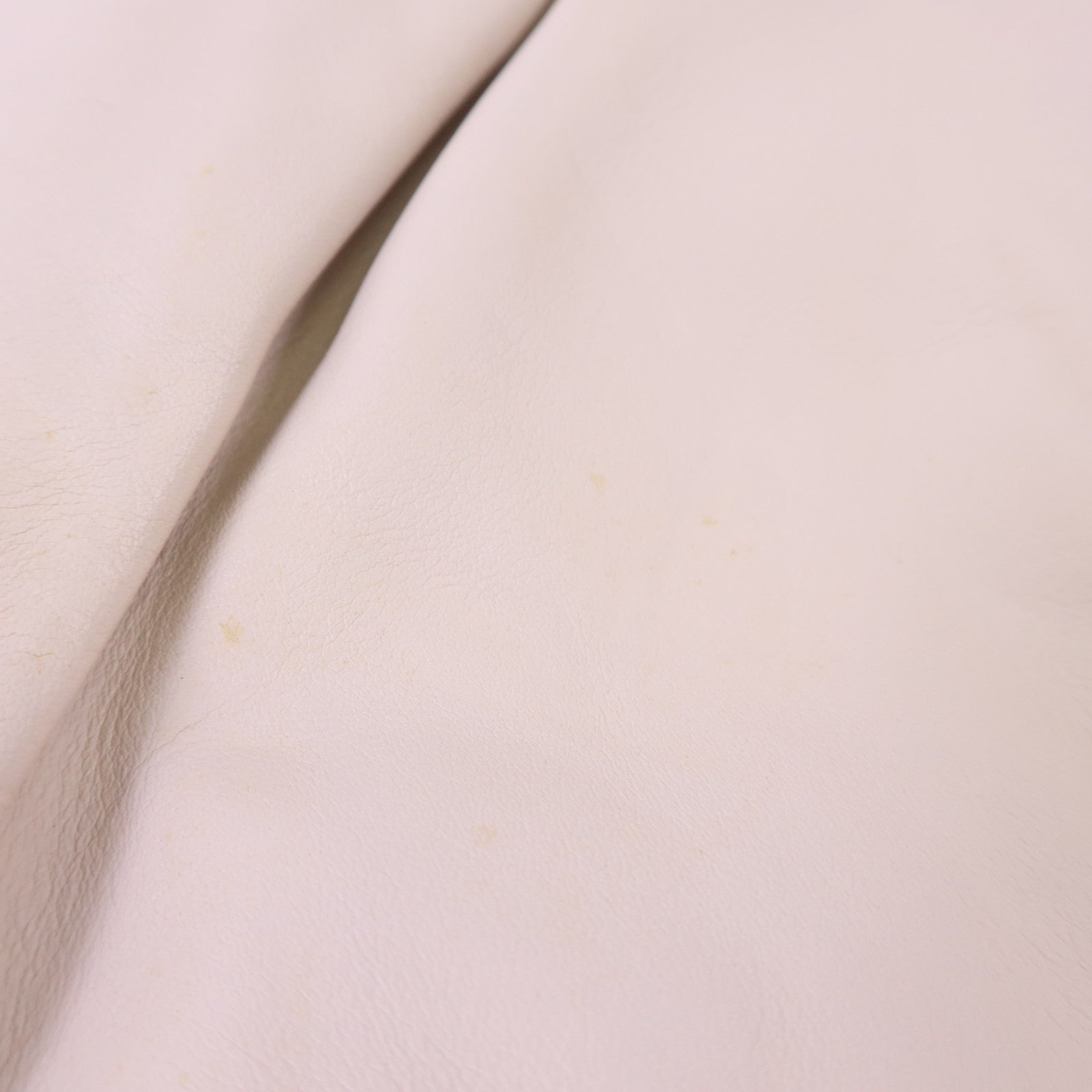 BOTTEGA VENETA 牛皮皮革Cloud Clutch手拿包