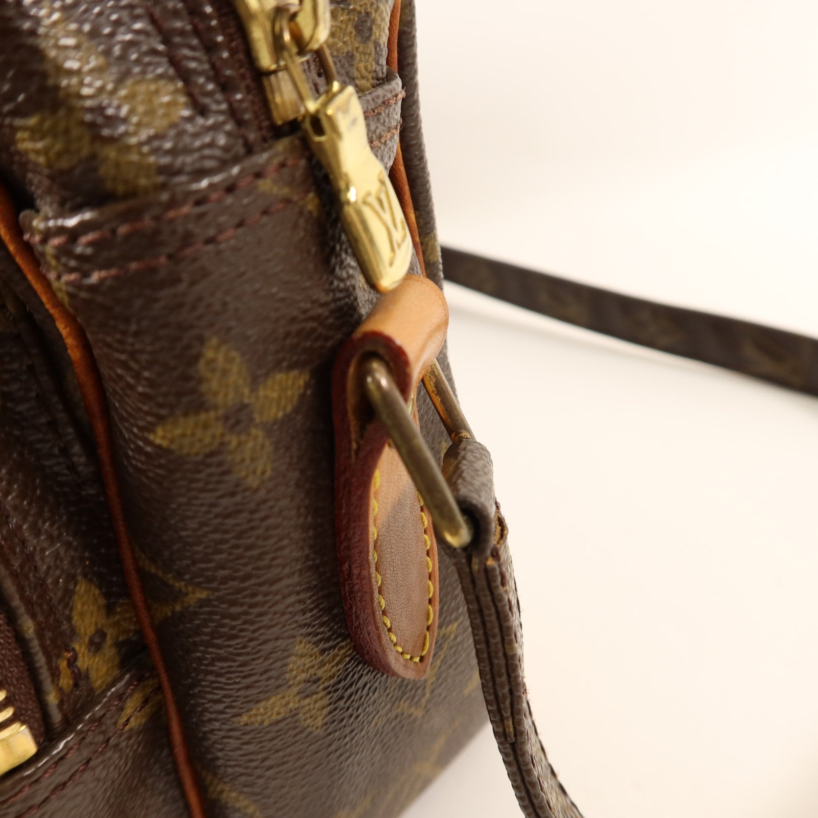 LOUIS VUITTON Monogram Nile金扣肩背袋