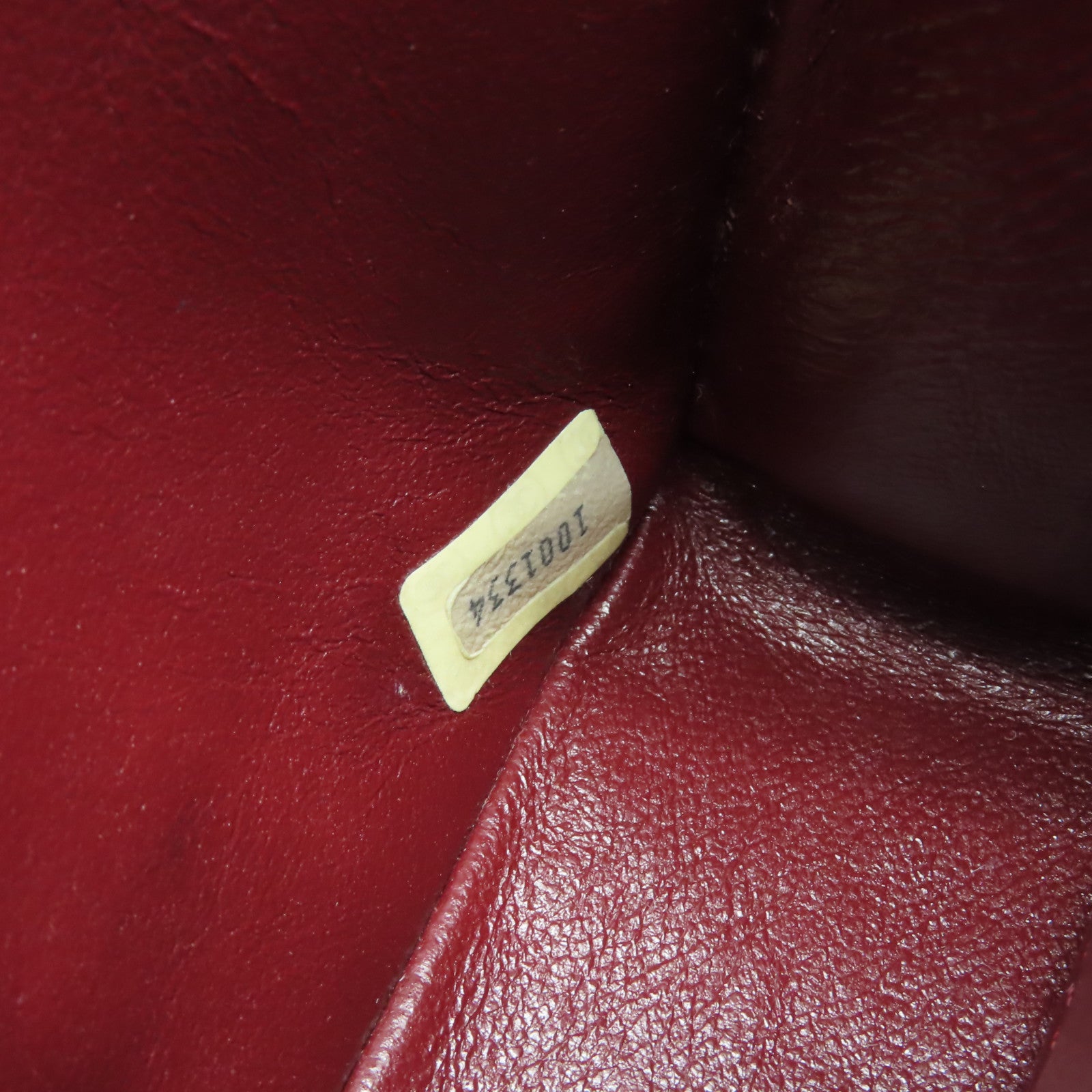 CHANEL **【清倉大減價】菱格牛皮皮革Classic Flap 23金扣鏈帶肩背袋黑色