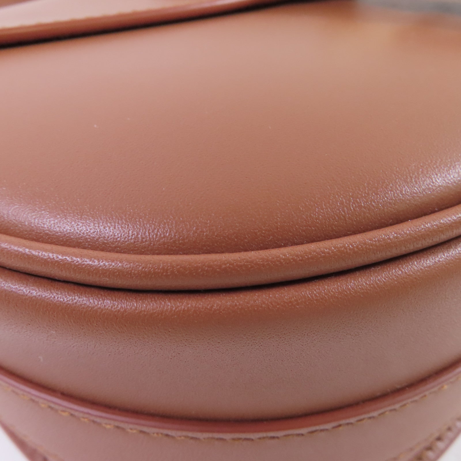 Dior 牛皮皮革Bobby Shoulder Bag金扣肩背袋啡色