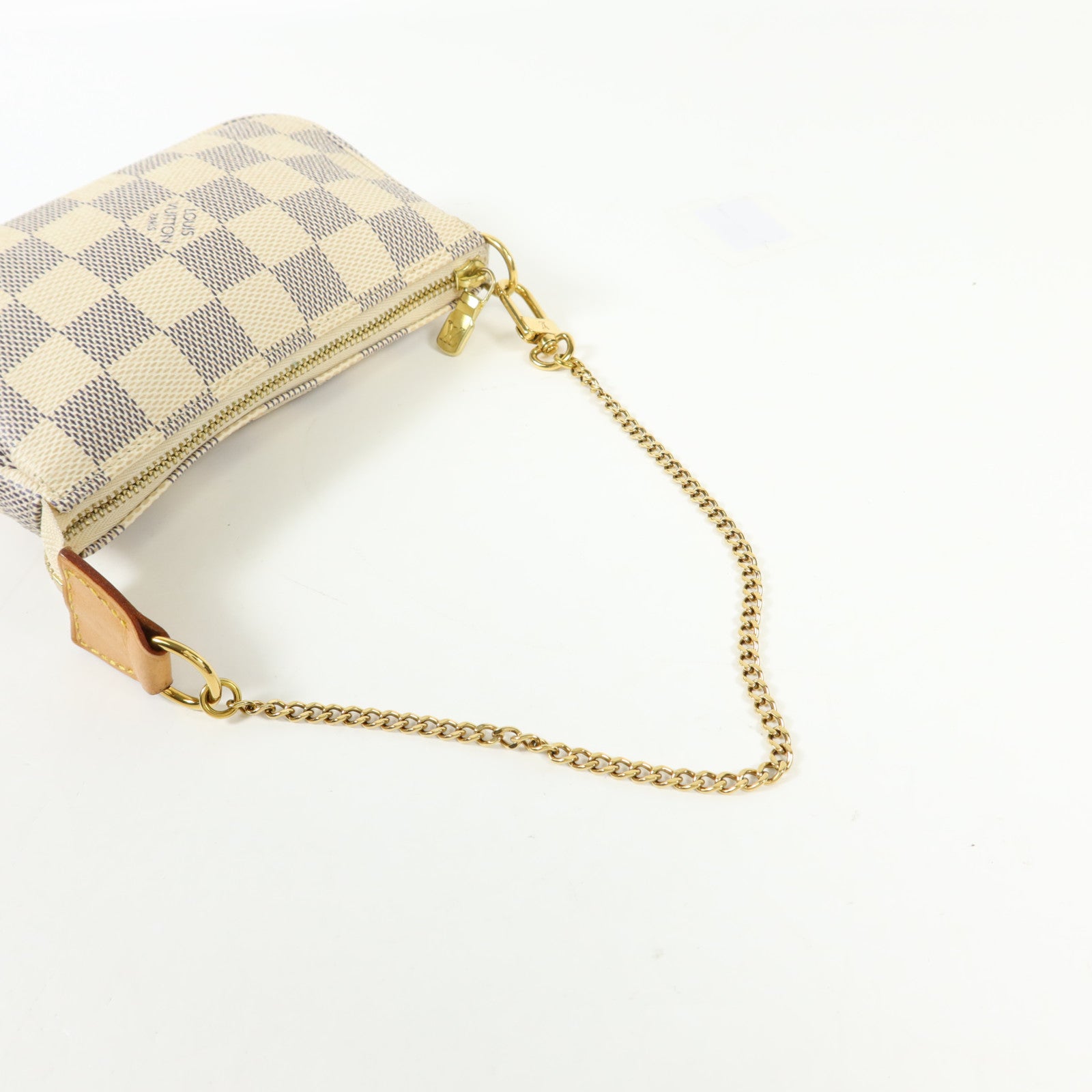LOUIS VUITTON Damier Azur Mini Pochette Accessories金扣鏈帶手挽袋