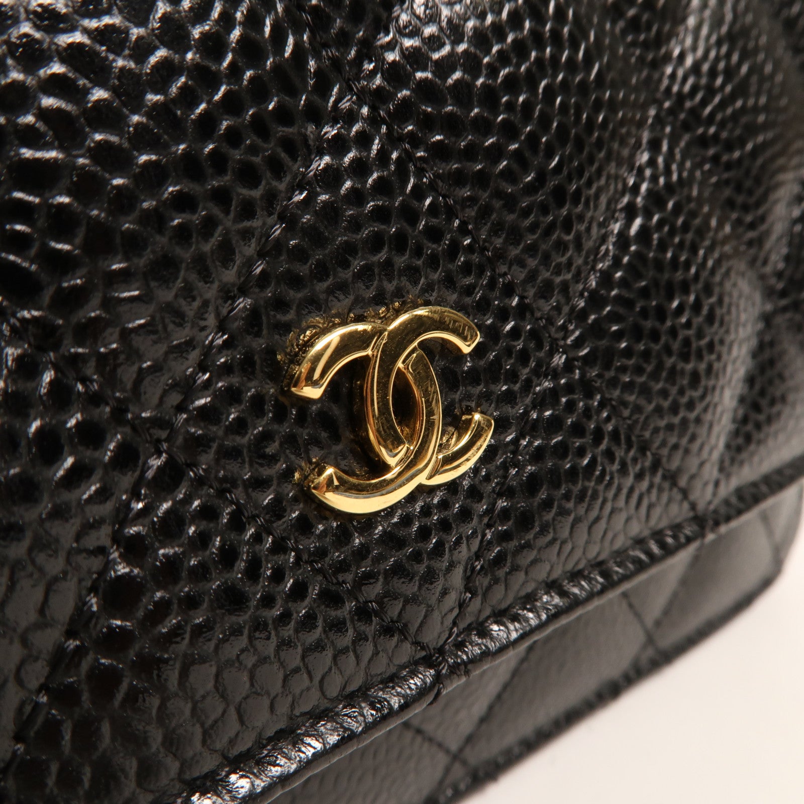 CHANEL 牛皮皮革WOC Wallet On Chain金扣鏈帶肩背袋