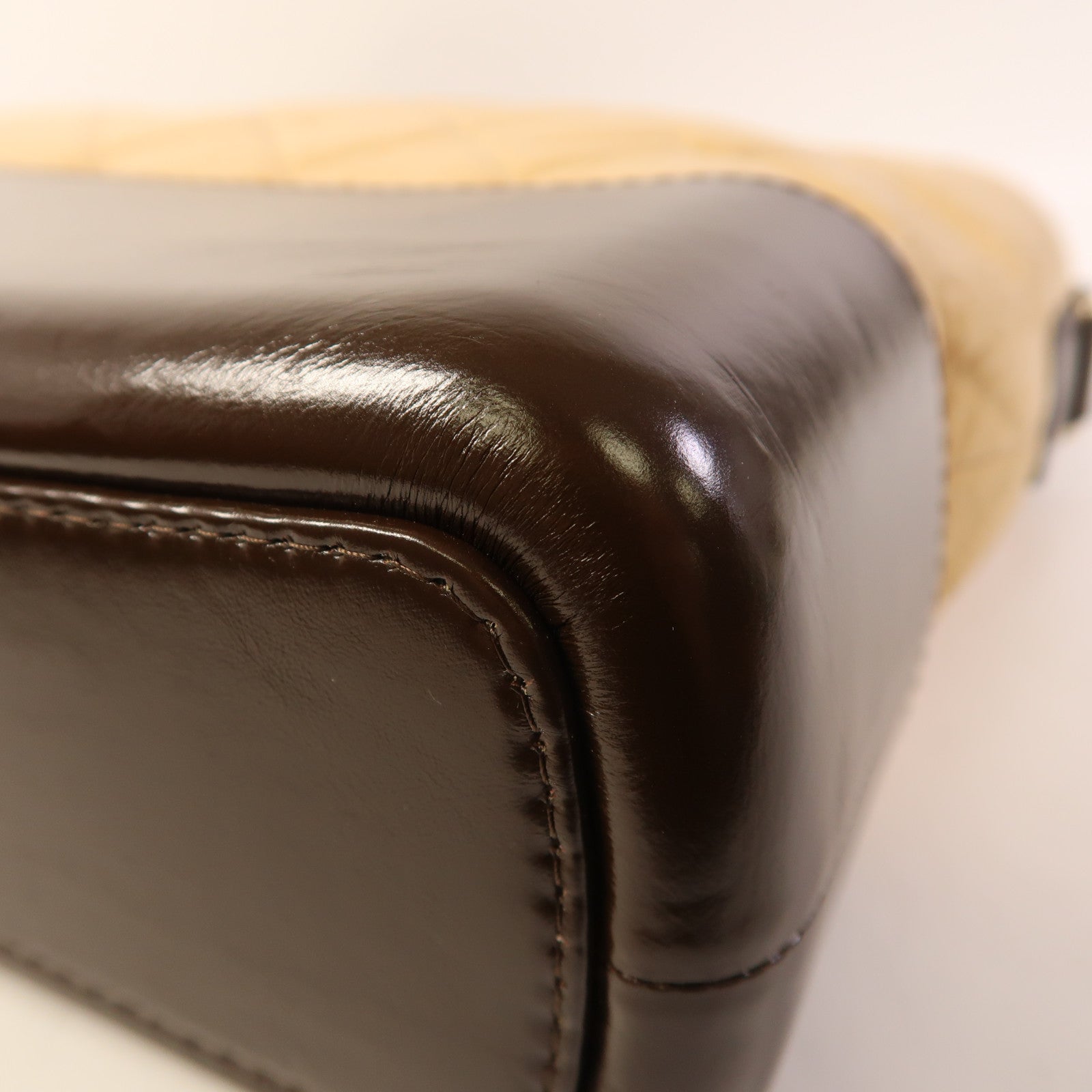 CHANEL 牛皮皮革Gabrielle Large鏈帶肩背袋