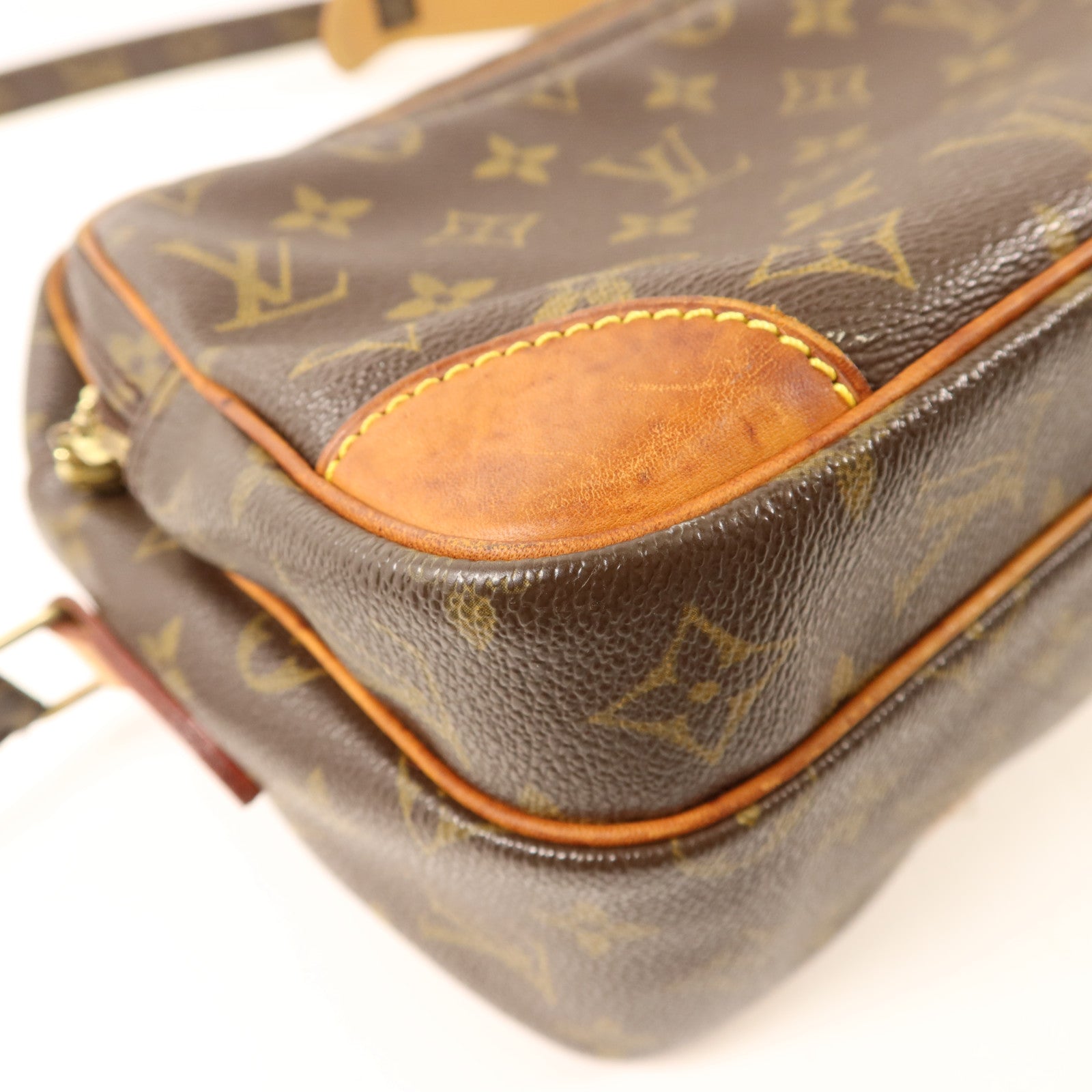 LOUIS VUITTON Monogram Nile金扣肩背袋