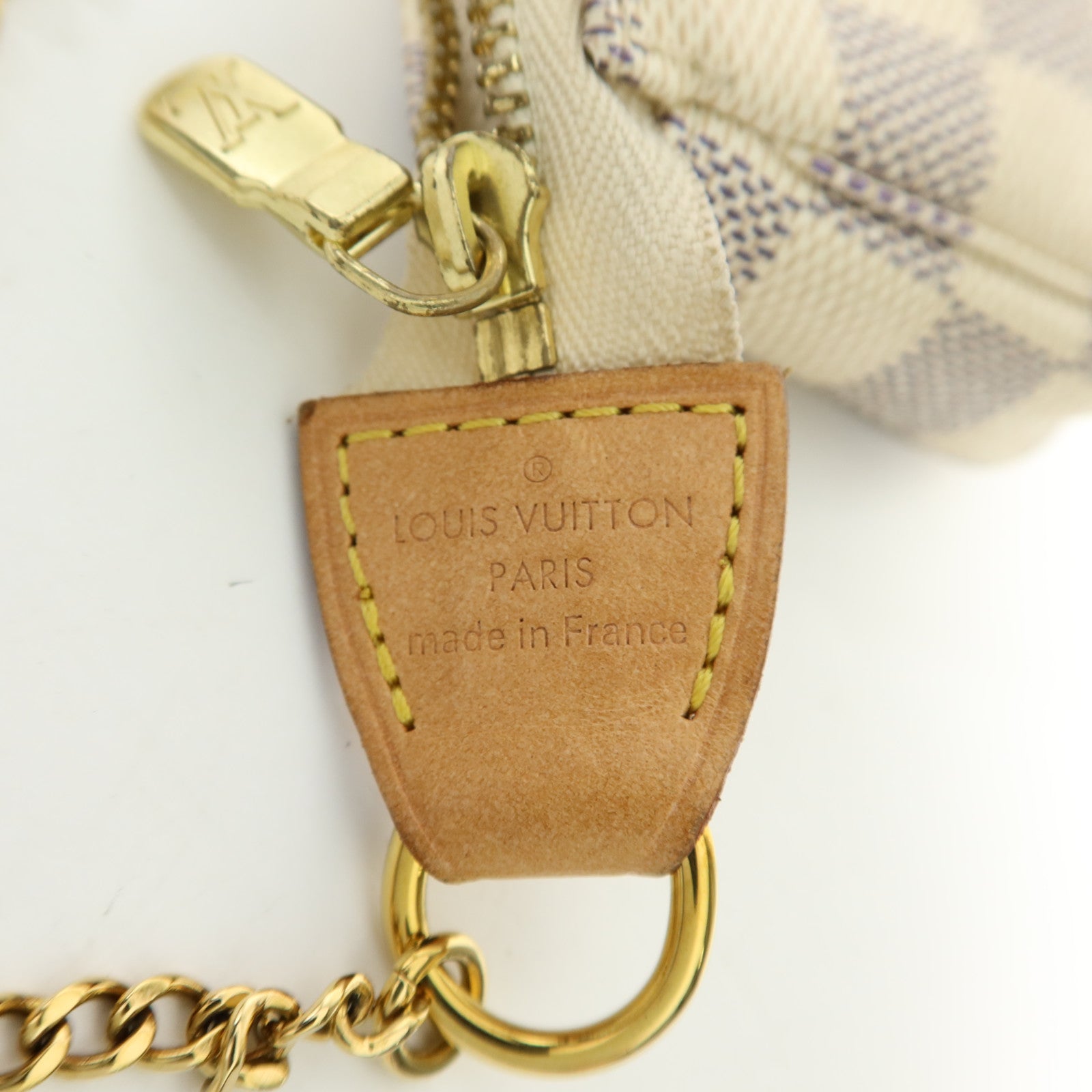 LOUIS VUITTON Damier Azur Mini Pochette Accessories金扣鏈帶手挽袋