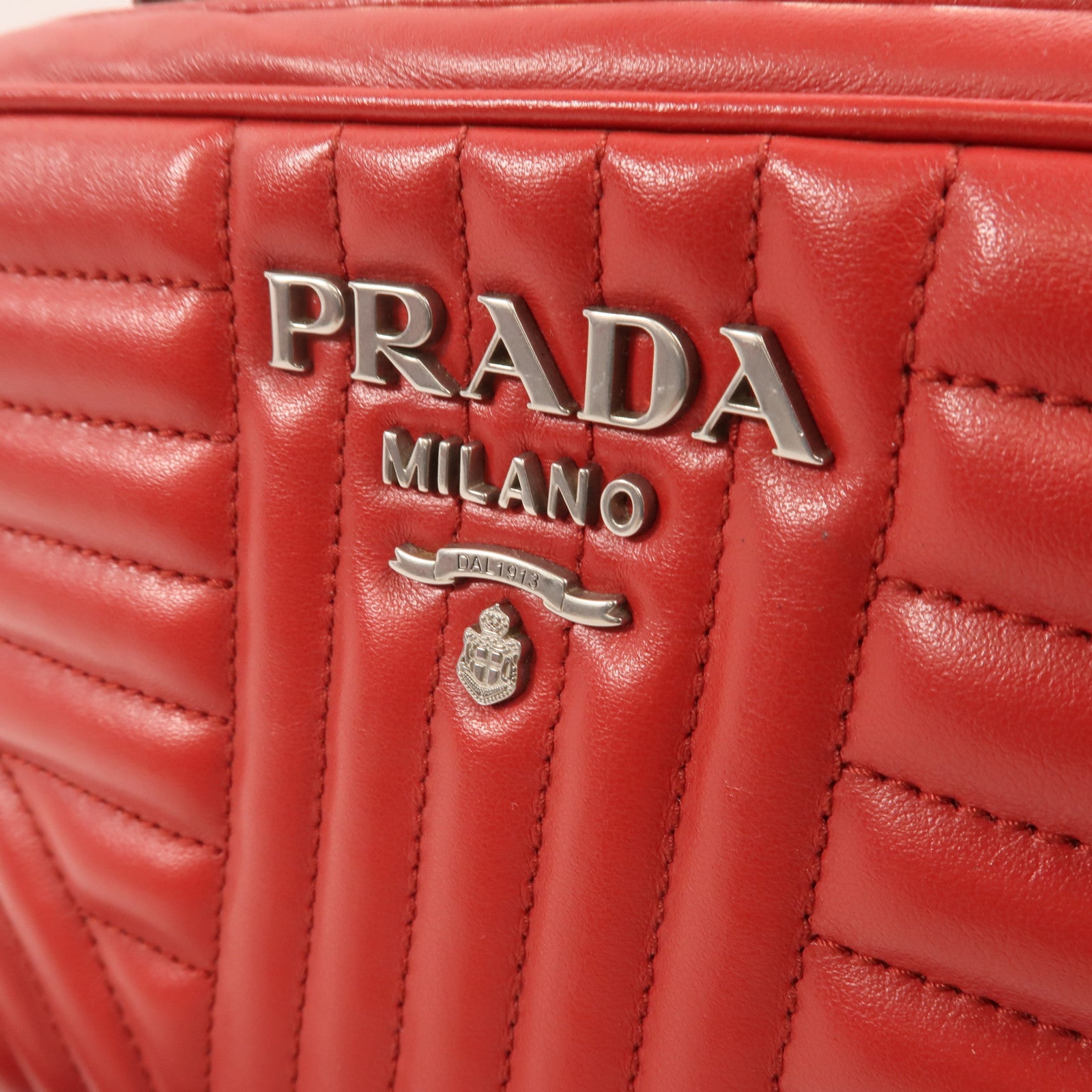 PRADA 牛皮皮革Diagramme Bag銀扣鏈帶手挽肩背兩用袋