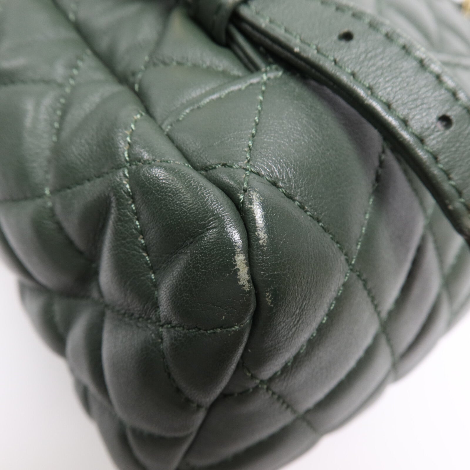 CHANEL 羊皮皮革Backpack金扣鏈帶背包