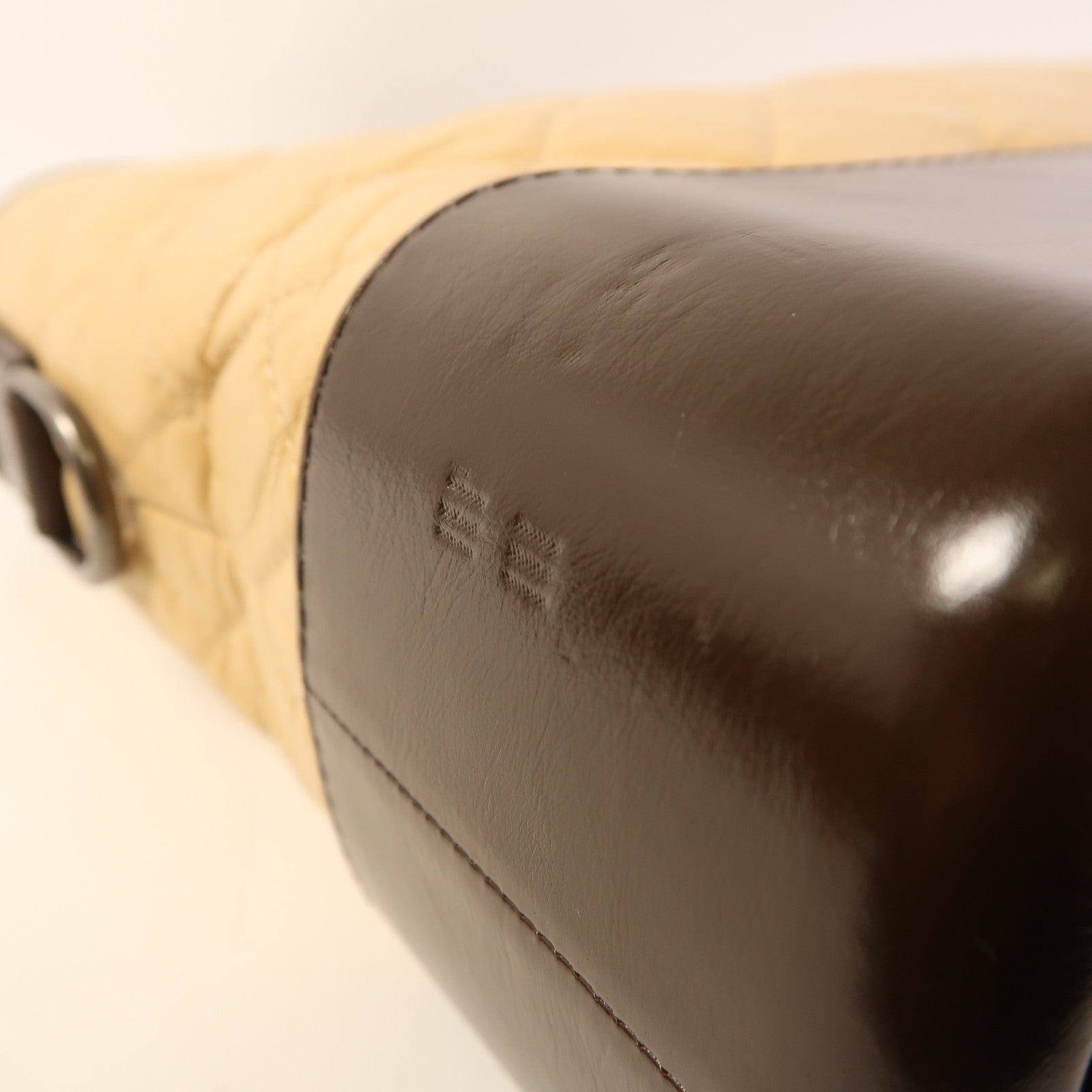 CHANEL 牛皮皮革Gabrielle Large鏈帶肩背袋