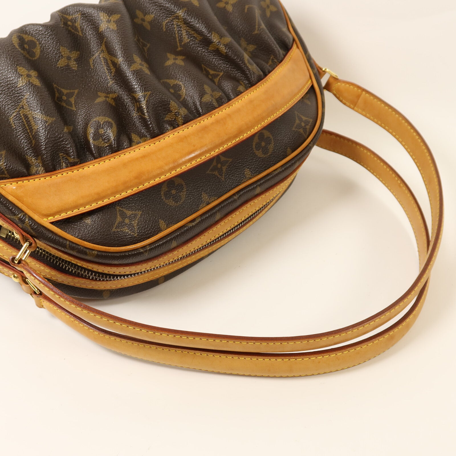 LOUIS VUITTON Monogram Klara金扣肩背袋