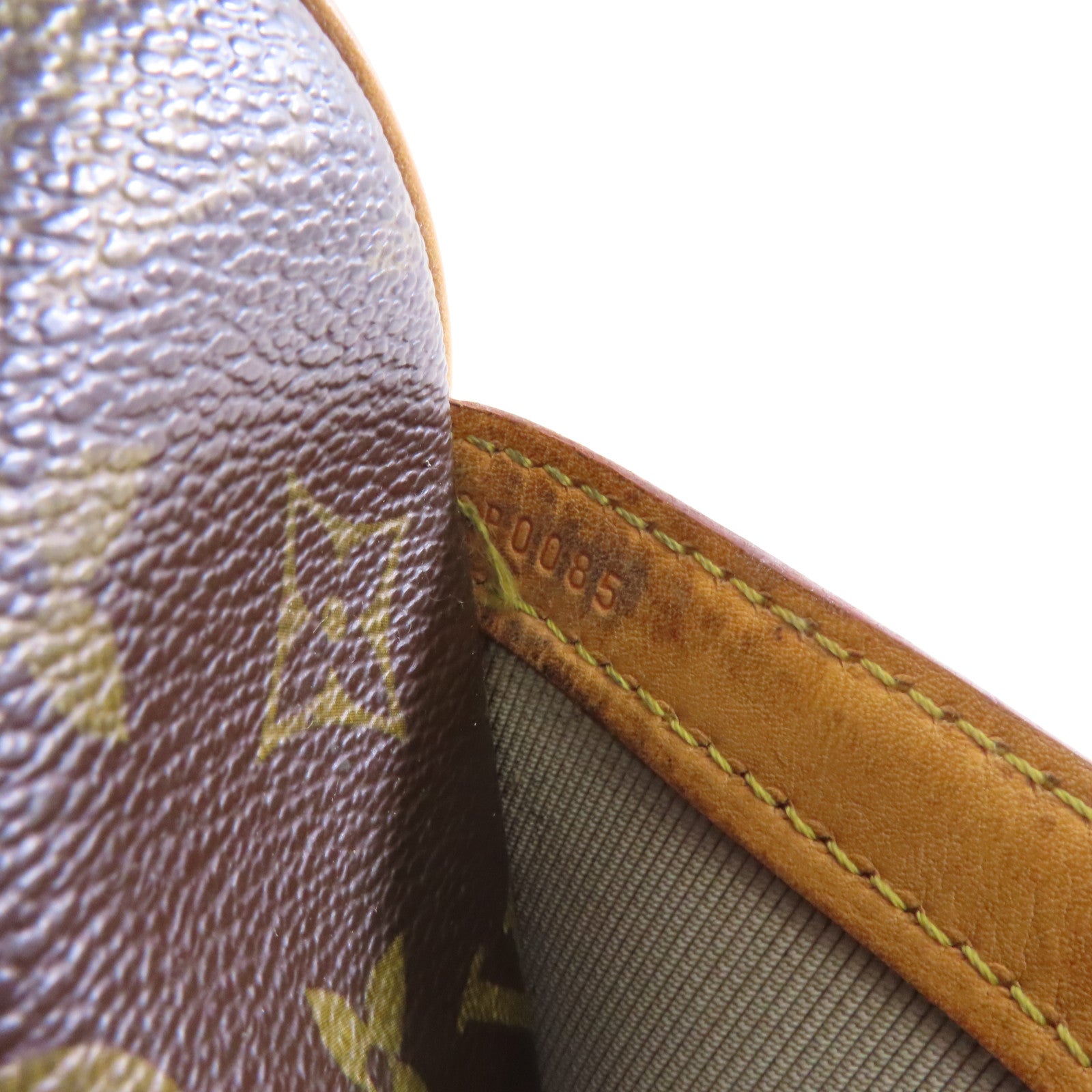LOUIS VUITTON Monogram Reporter PM金扣肩背袋啡色
