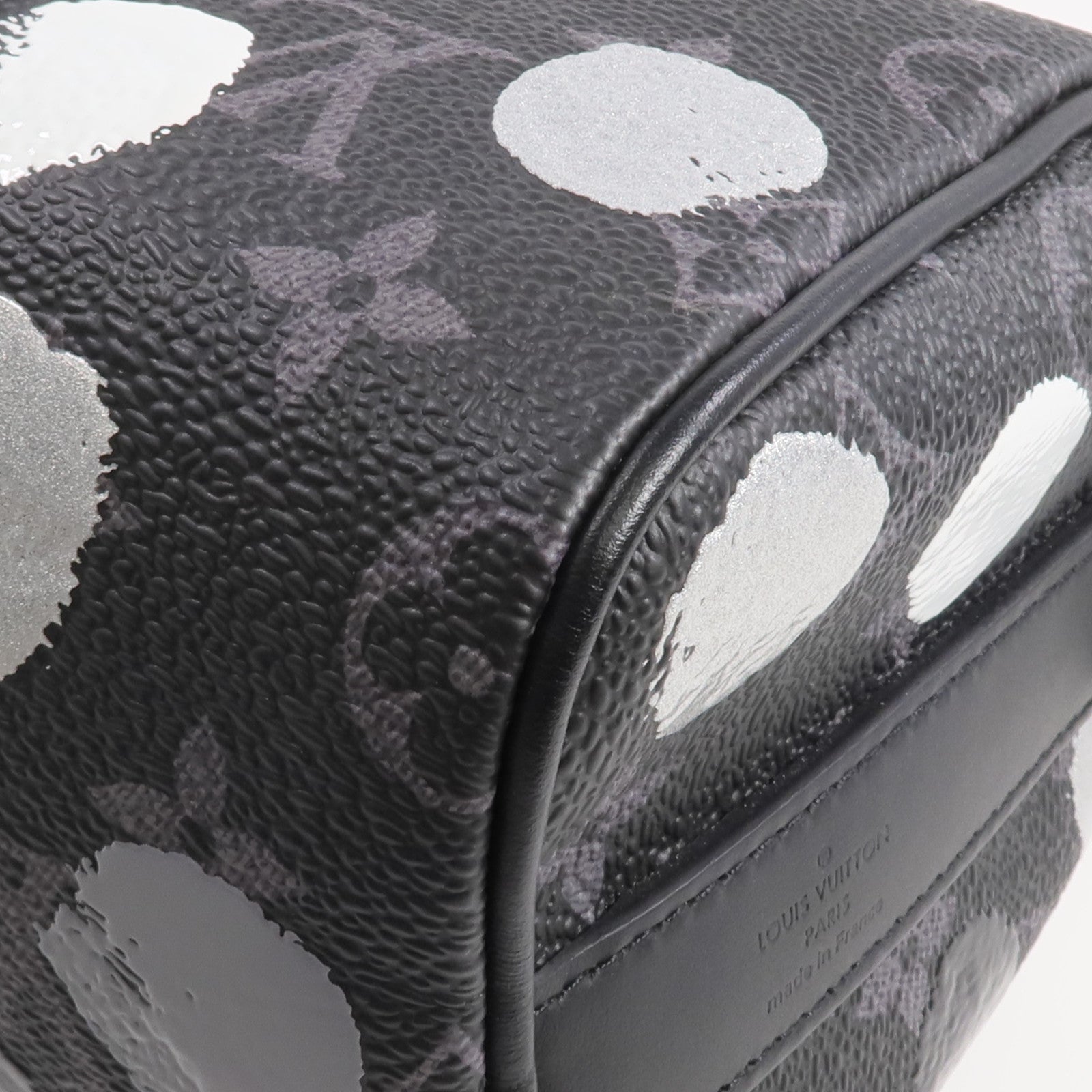 LOUIS VUITTON Monogram Eclipse LV x YK Keepall Bandouliere 25手挽肩背兩用袋