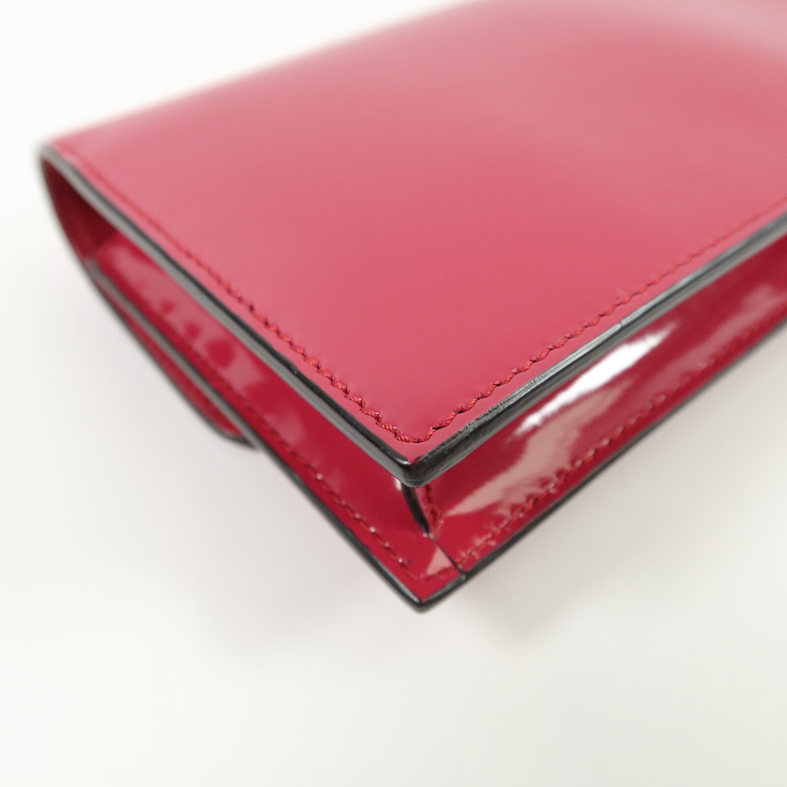 GUCCI 漆皮皮革Wallet On Chain肩背袋