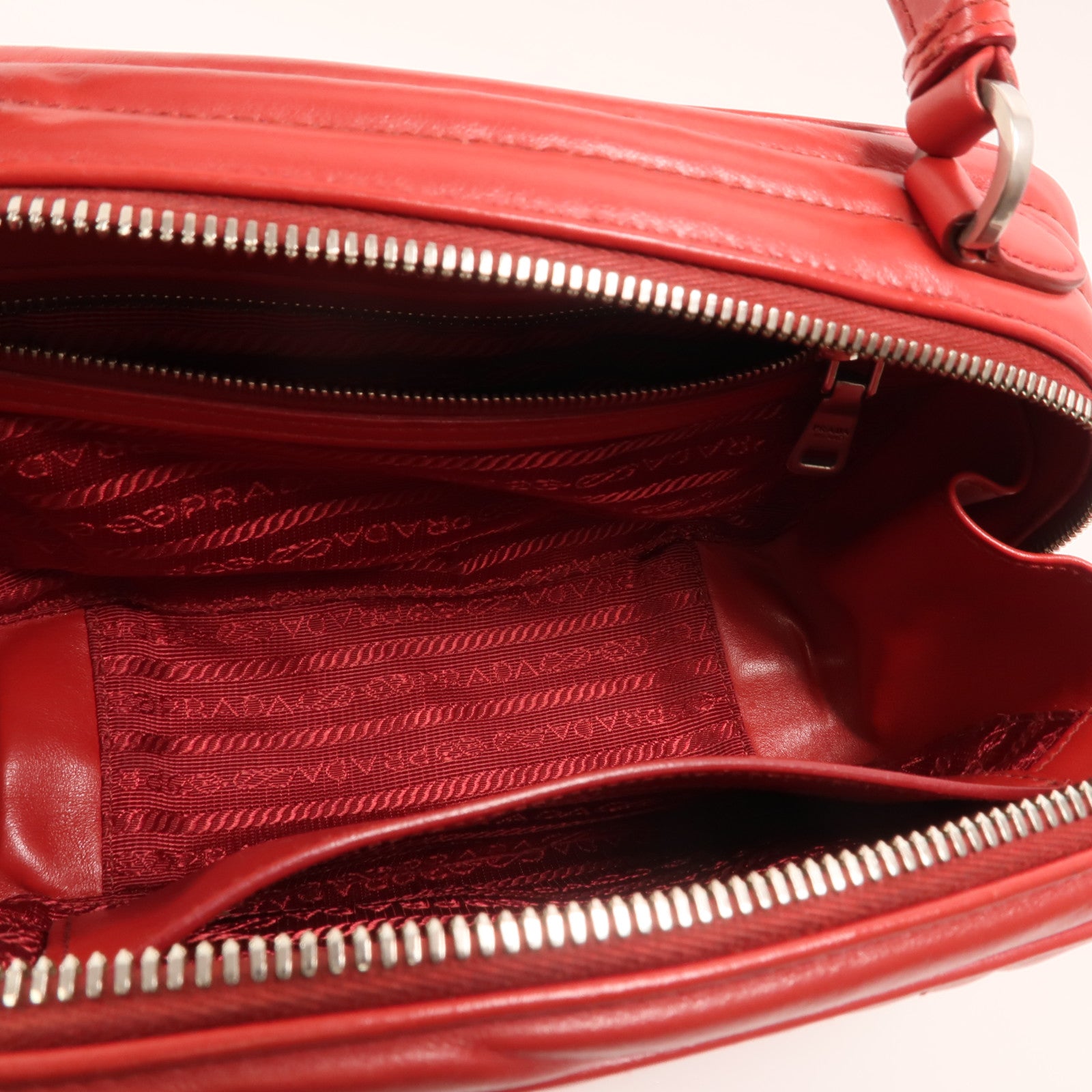 PRADA 牛皮皮革Diagramme Bag銀扣鏈帶手挽肩背兩用袋