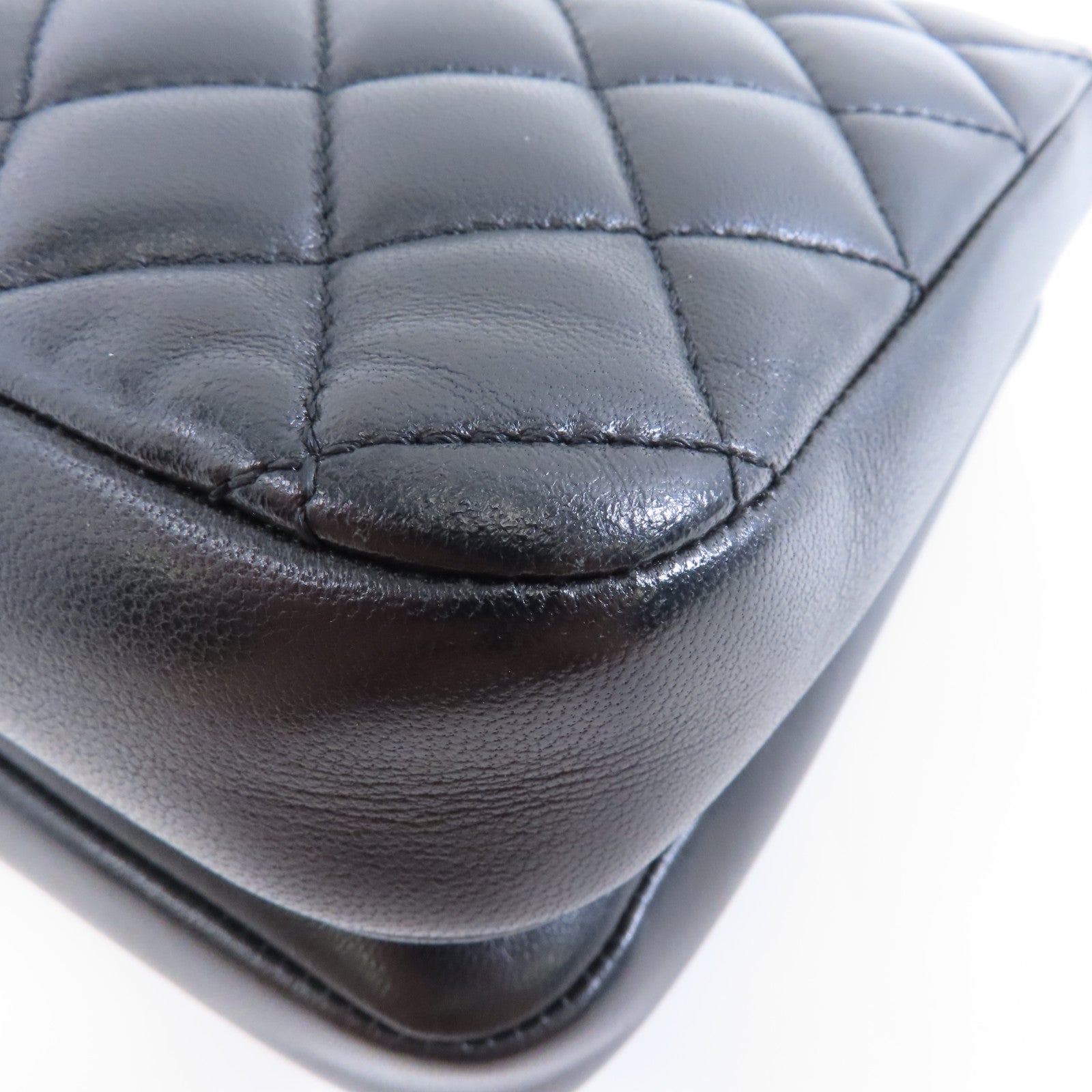 CHANEL 菱格羊皮皮革Chain Shoulder Bag金扣鏈帶肩背袋黑色