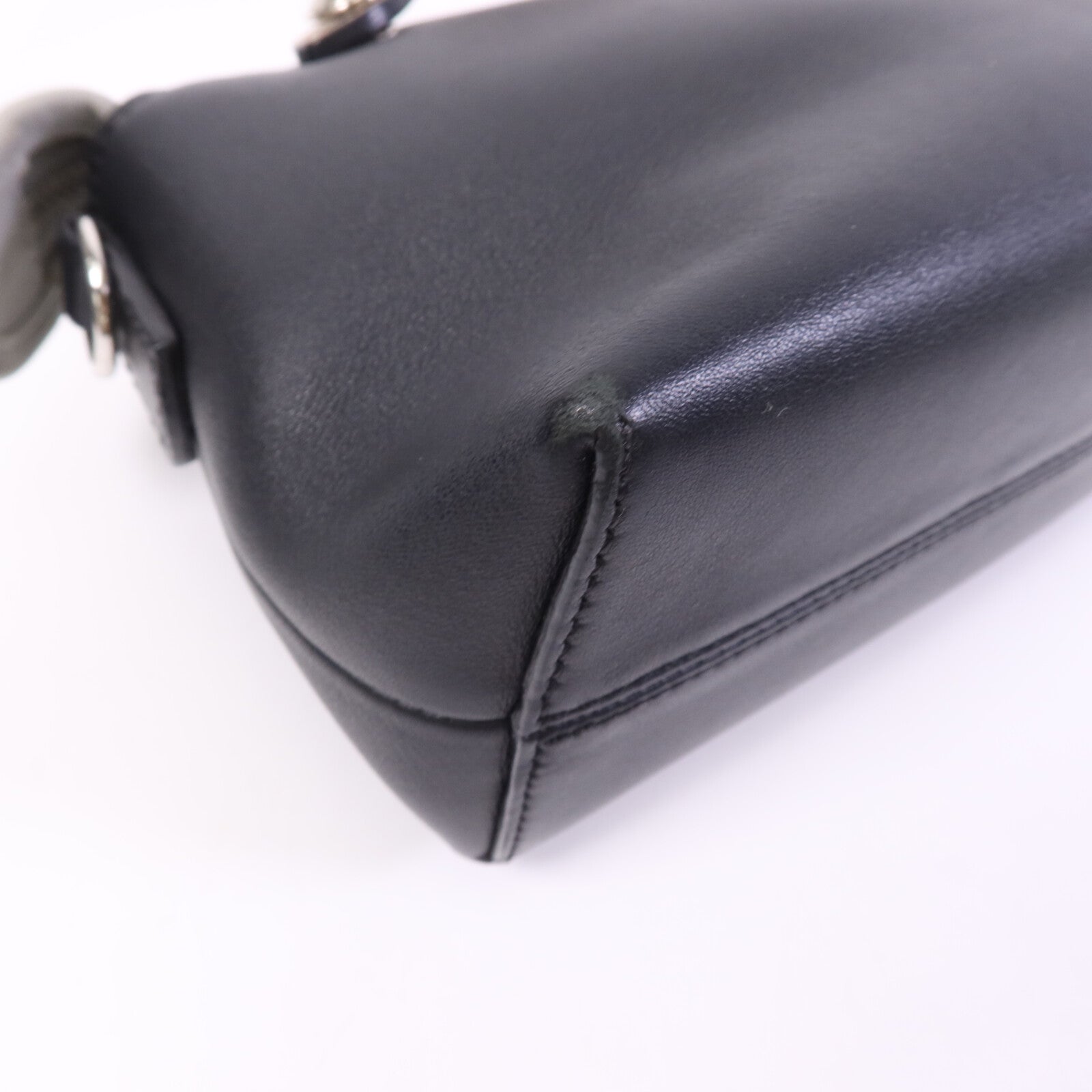 FENDI 牛皮皮革By the way mini銀扣手挽肩背兩用袋